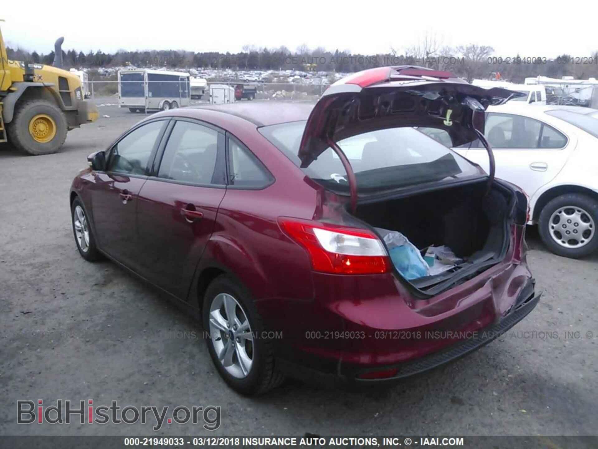 2014 Ford Focus - VIN: 1FADP3F26EL312827 - Photo 3