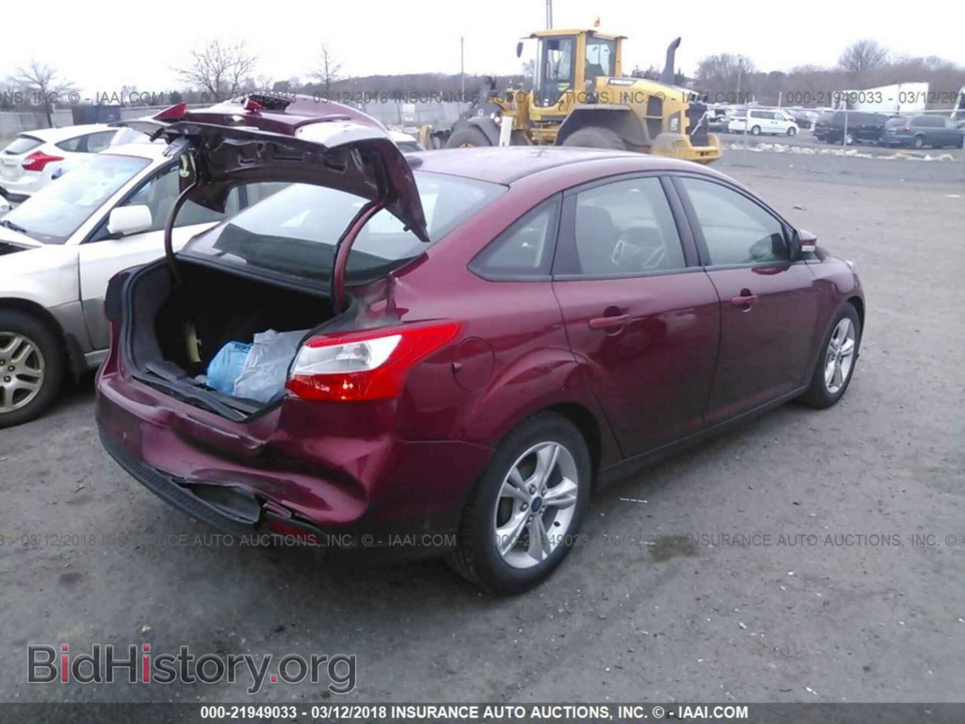 2014 Ford Focus - VIN: 1FADP3F26EL312827 - Photo 4