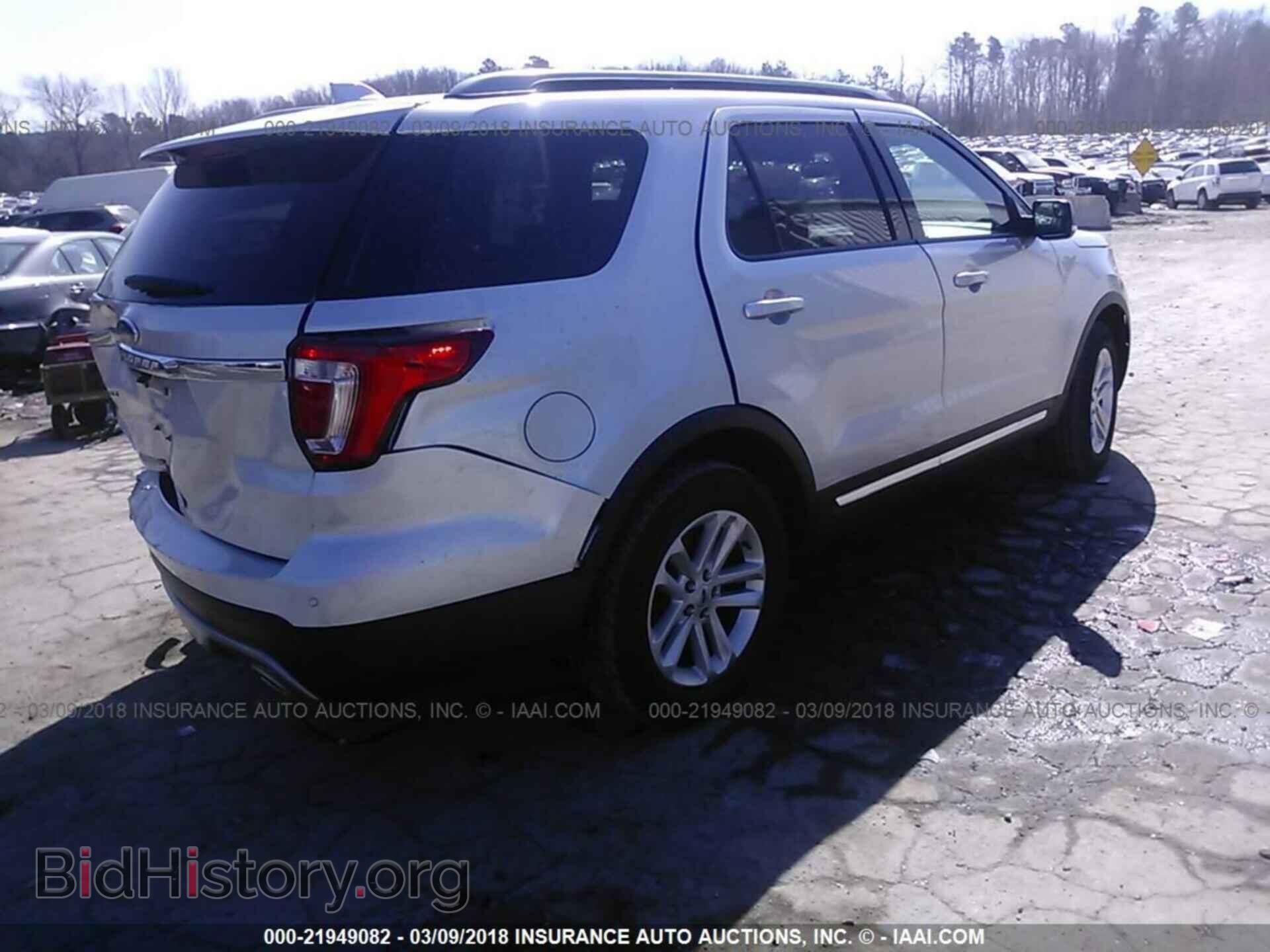 2017 Ford Explorer - VIN: 1FM5K7D8XHGB41326 - Photo 4