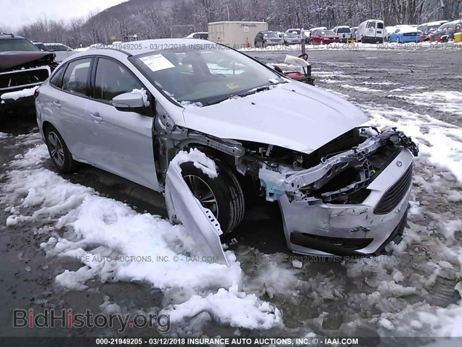 Photo 1FADP3FE1HL309736 - Ford Focus 2017