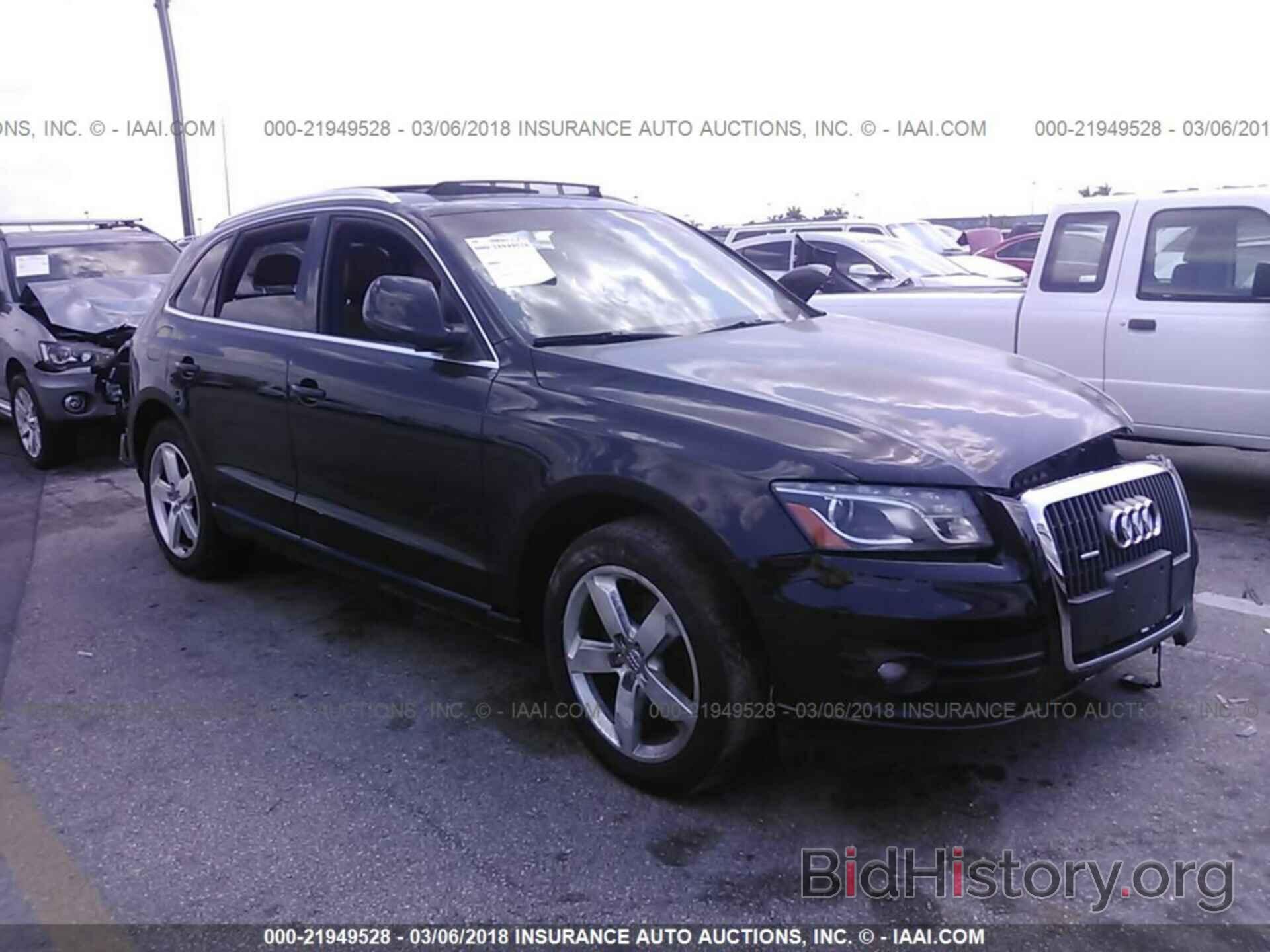 Photo WA1LFAFP7CA025217 - Audi Q5 2012