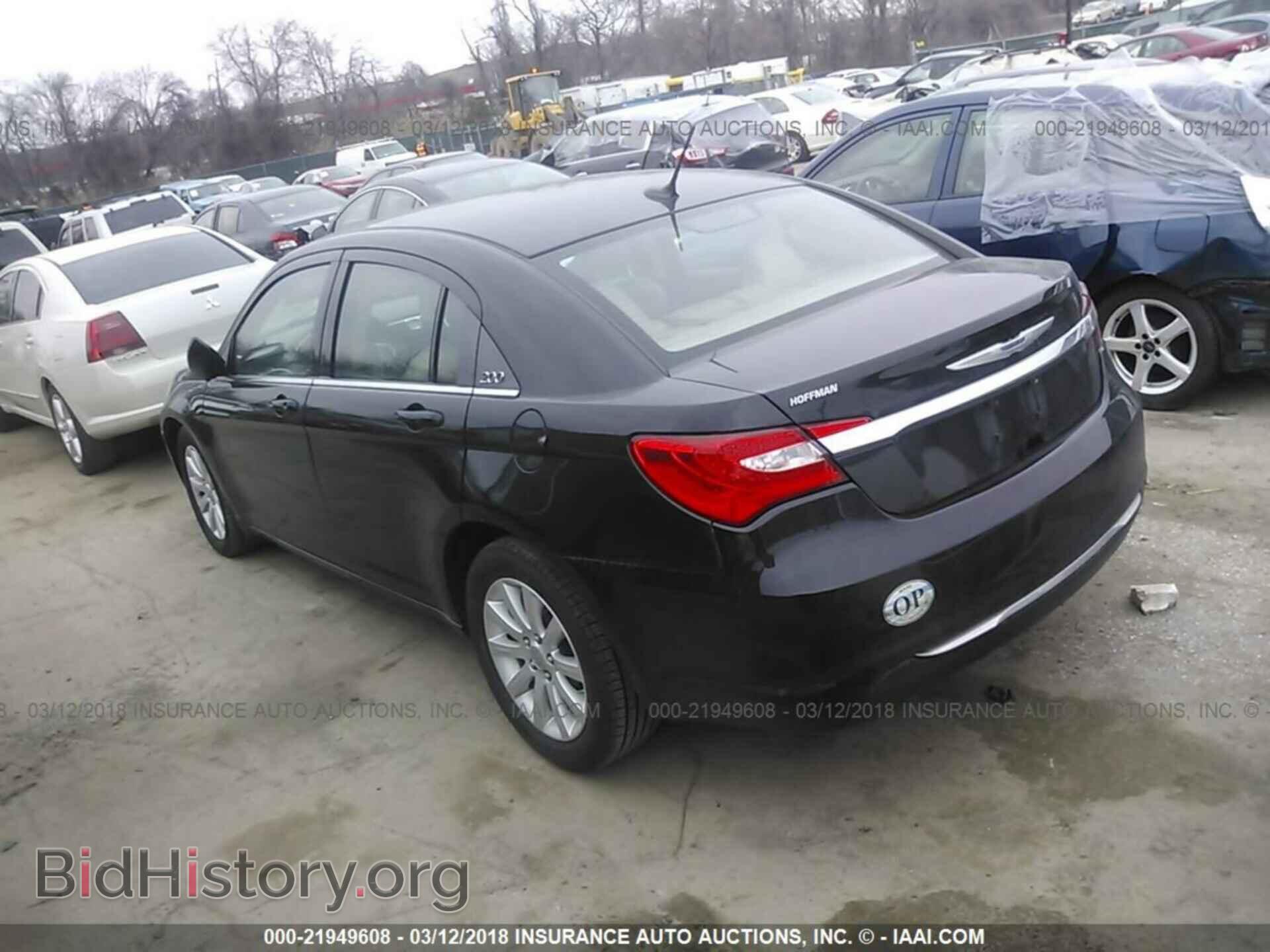 2014 Chrysler 200 - VIN: 1C3CCBBB7EN151544 - Фото 3