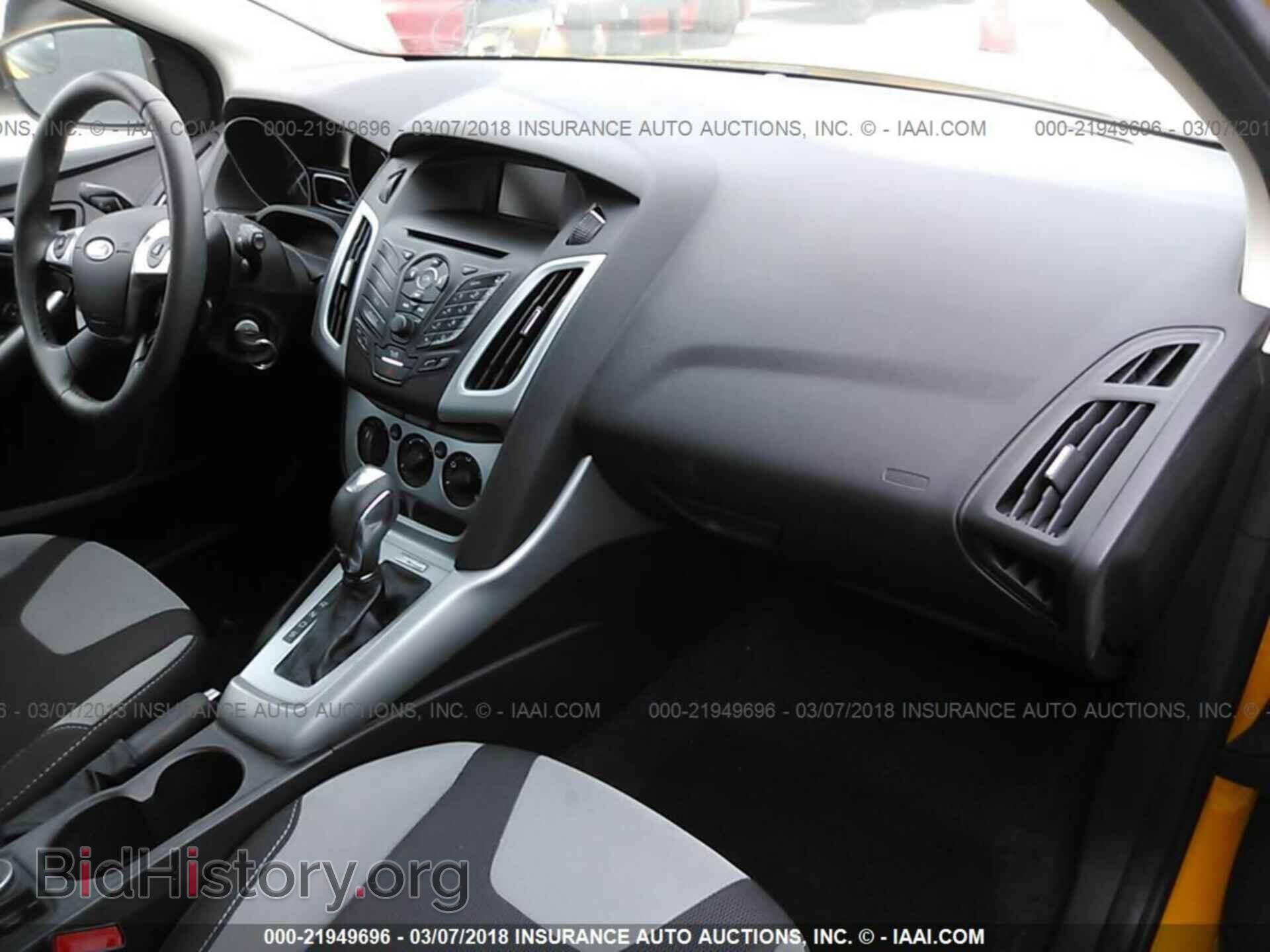 2012 Ford Focus - VIN: 1FAHP3K25CL402457 - Фото 5