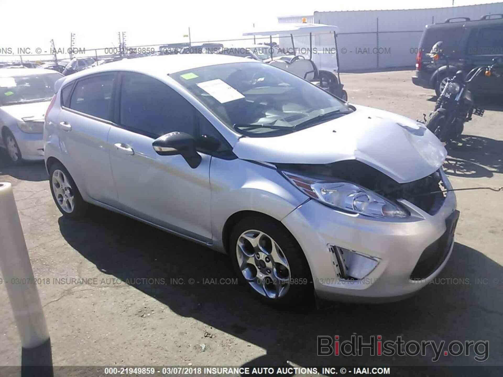 Photo 3FADP4FJ7CM159027 - Ford Fiesta 2012