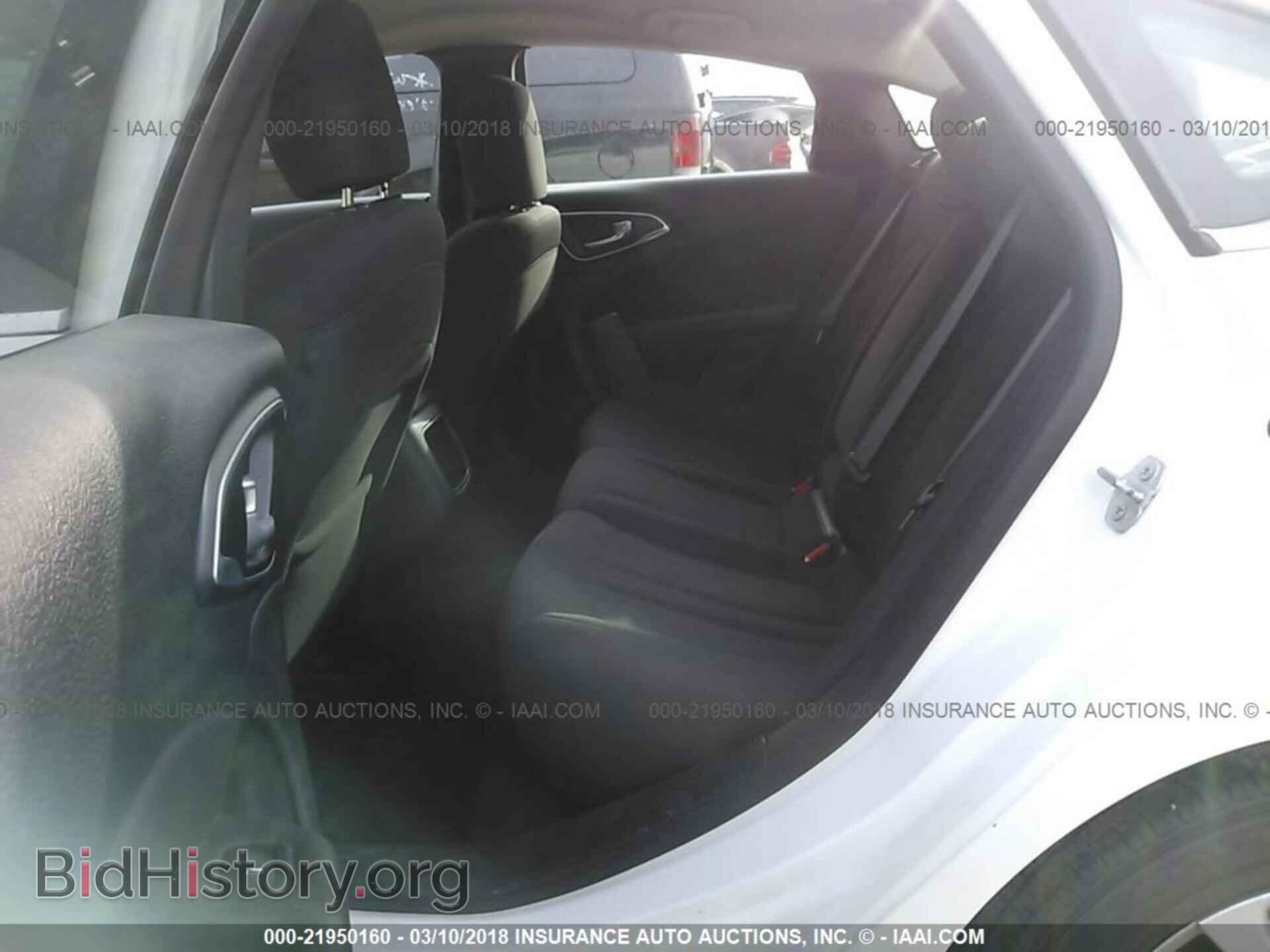 2015 Chrysler 200 - VIN: 1C3CCCAB7FN691565 - Photo 8