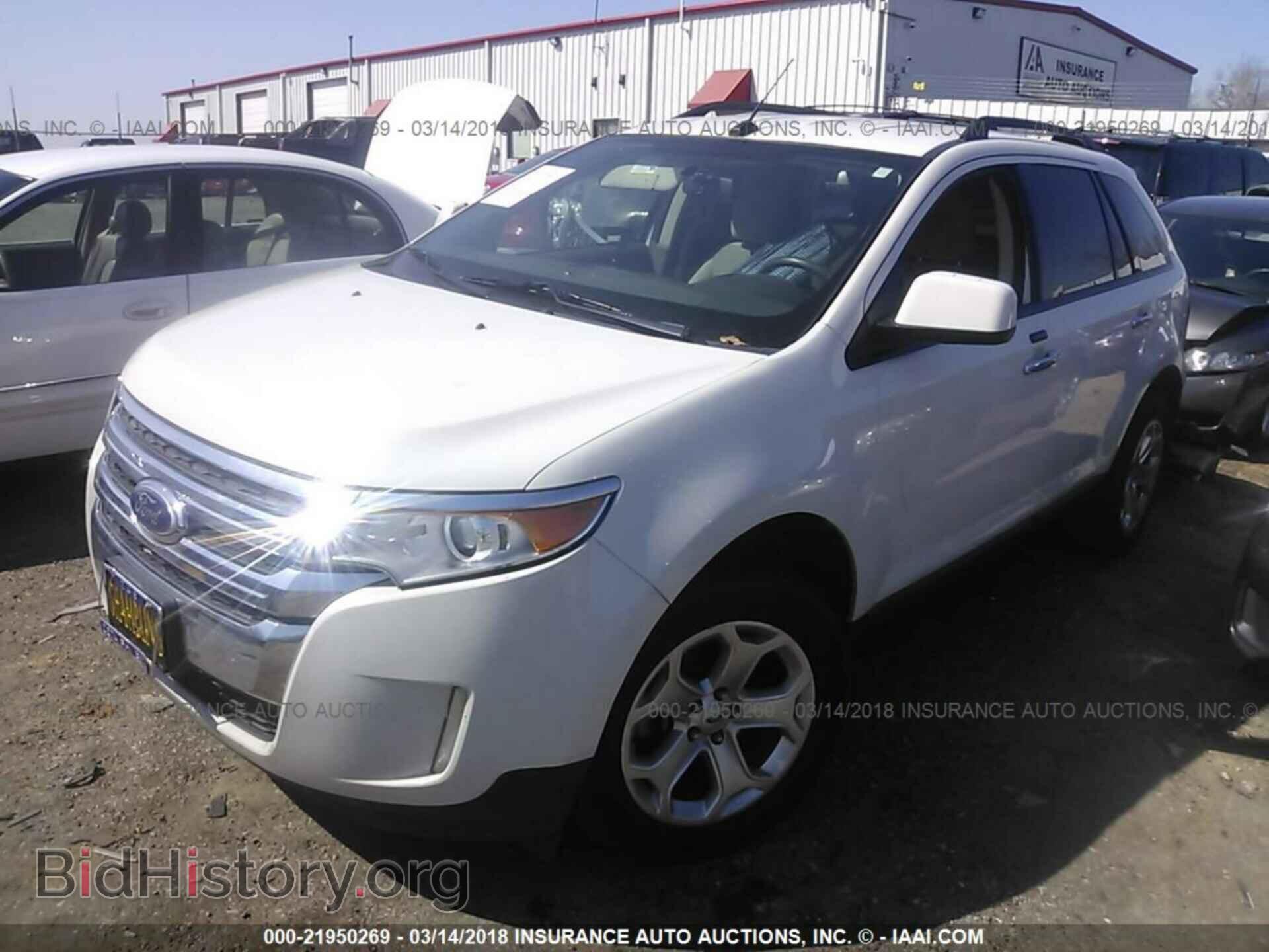 2011 Ford Edge - VIN: 2FMDK3JC8BBA67741 - Photo 2