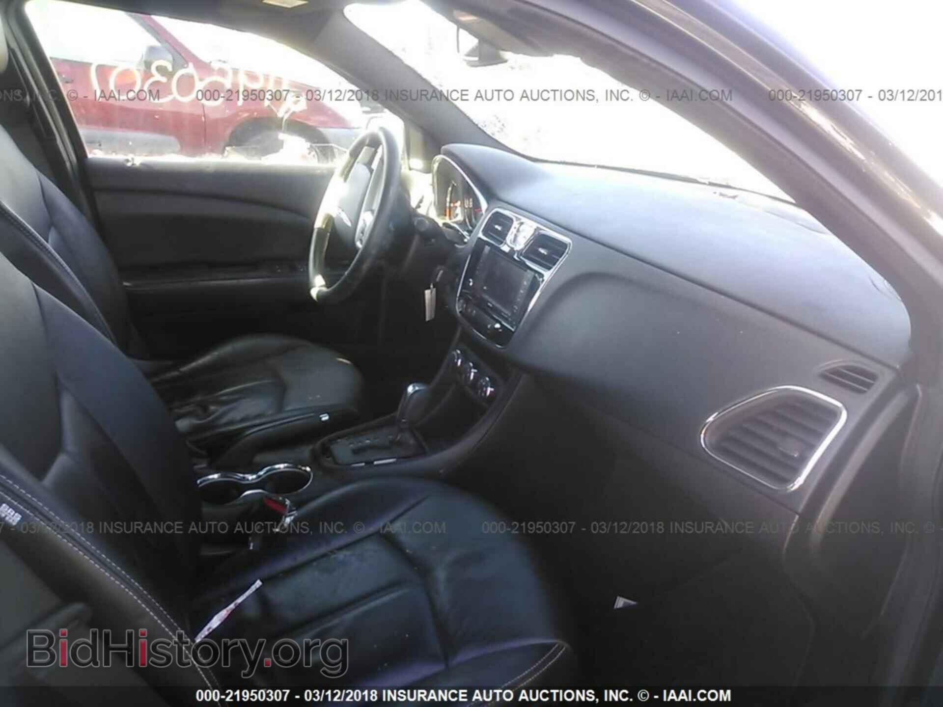 2013 Chrysler 200 - VIN: 1C3CCBCG2DN585752 - Фото 5