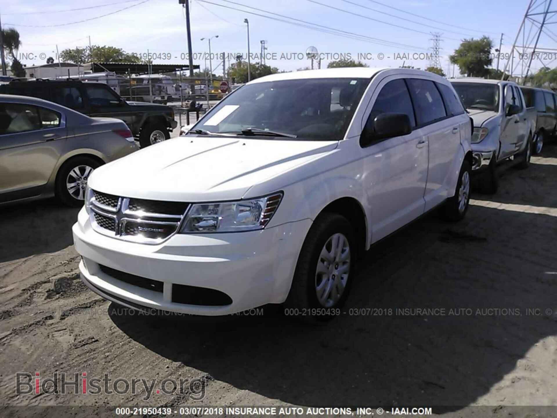 2015 Dodge Journey - VIN: 3C4PDCAB8FT600023 - Фото 2