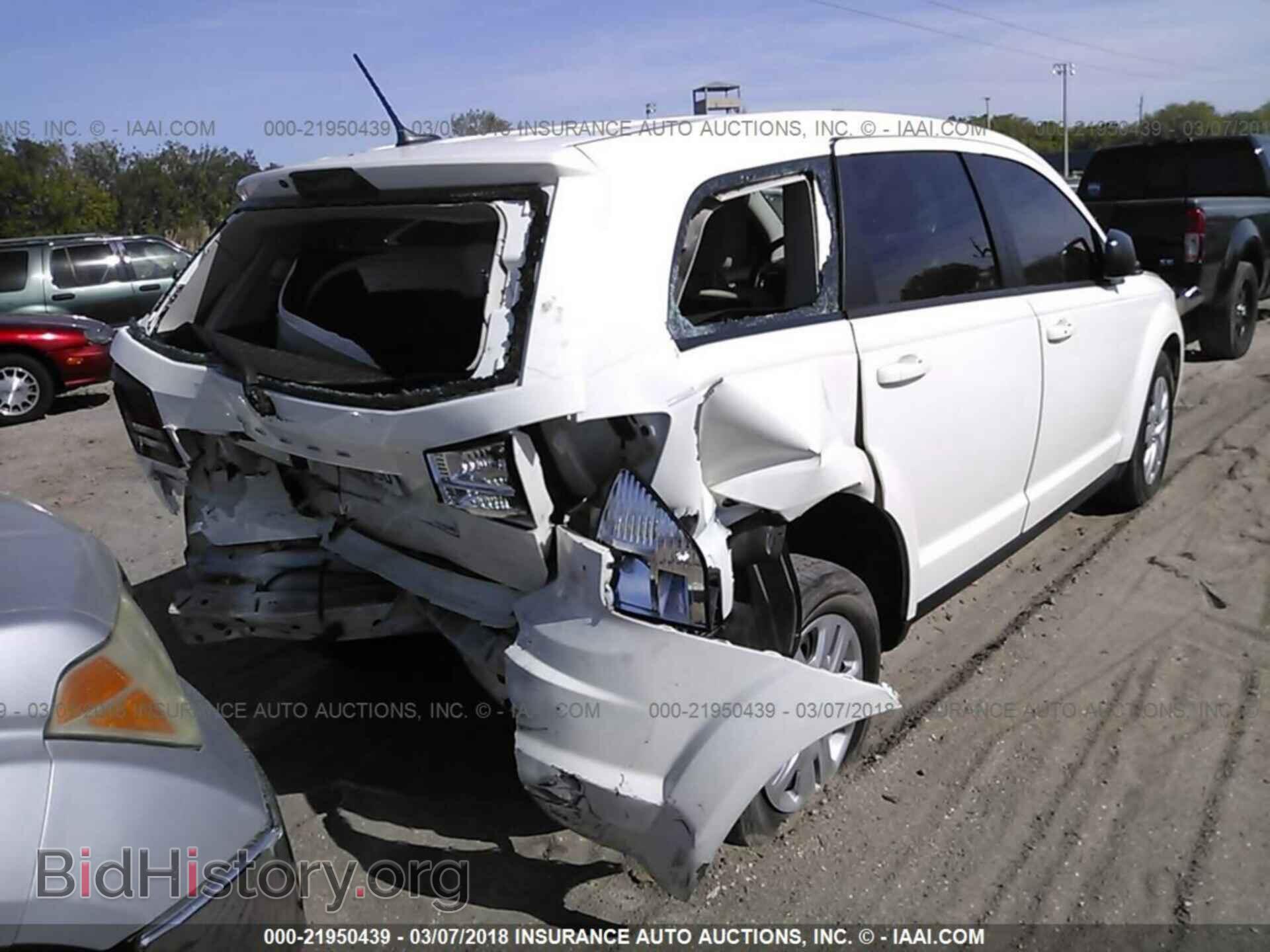 2015 Dodge Journey - VIN: 3C4PDCAB8FT600023 - Фото 4
