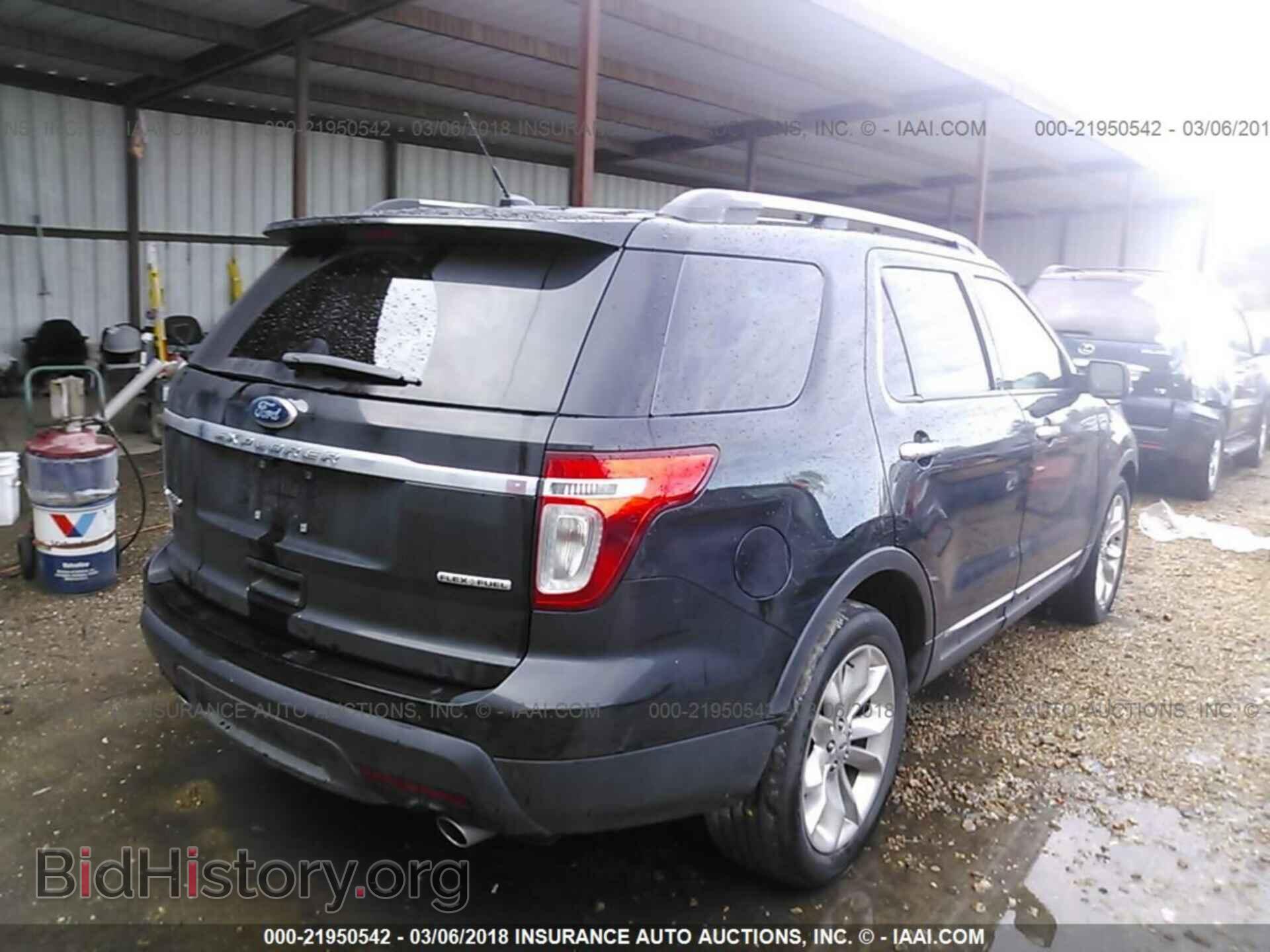 2014 Ford Explorer - VIN: 1FM5K7F80EGB07050 - Фото 4