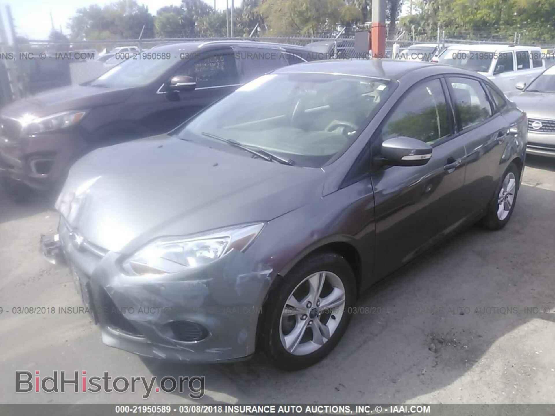 2014 Ford Focus - VIN: 1FADP3F23EL436702 - Фото 2