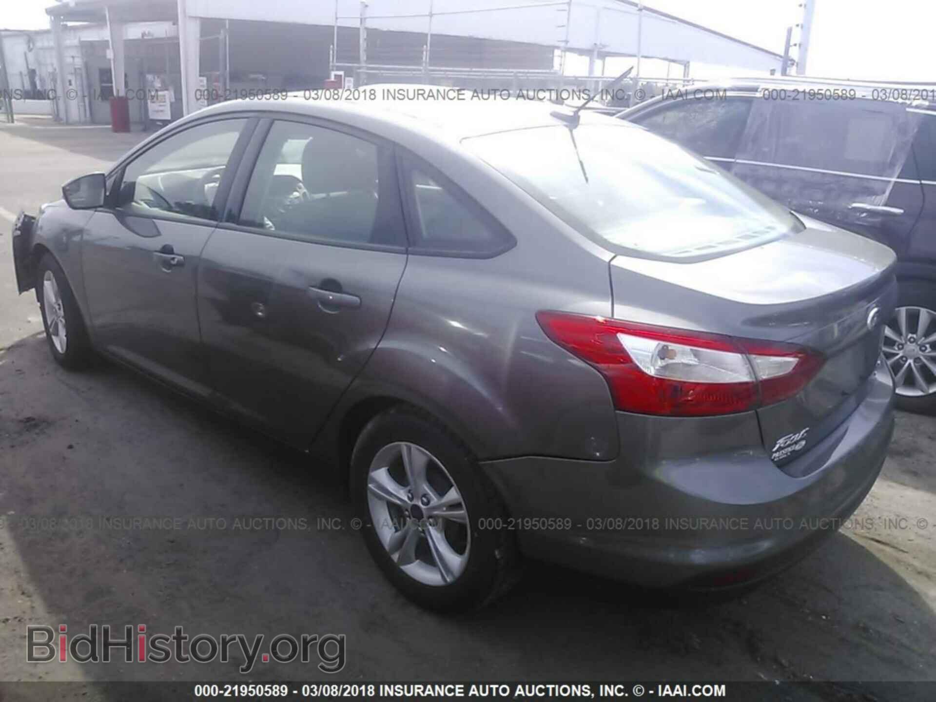 2014 Ford Focus - VIN: 1FADP3F23EL436702 - Фото 3