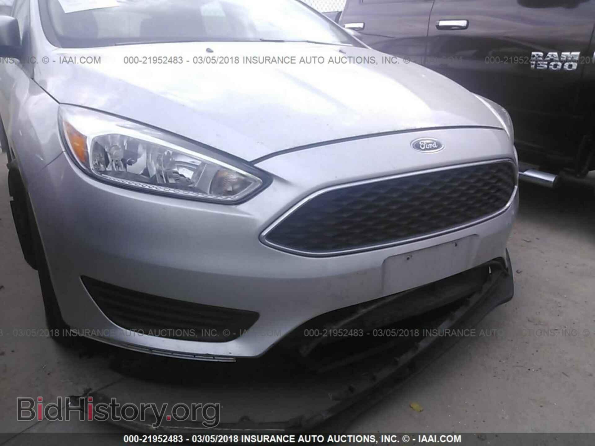 2017 Ford Focus - VIN: 1FADP3K25HL267342 - Photo 6