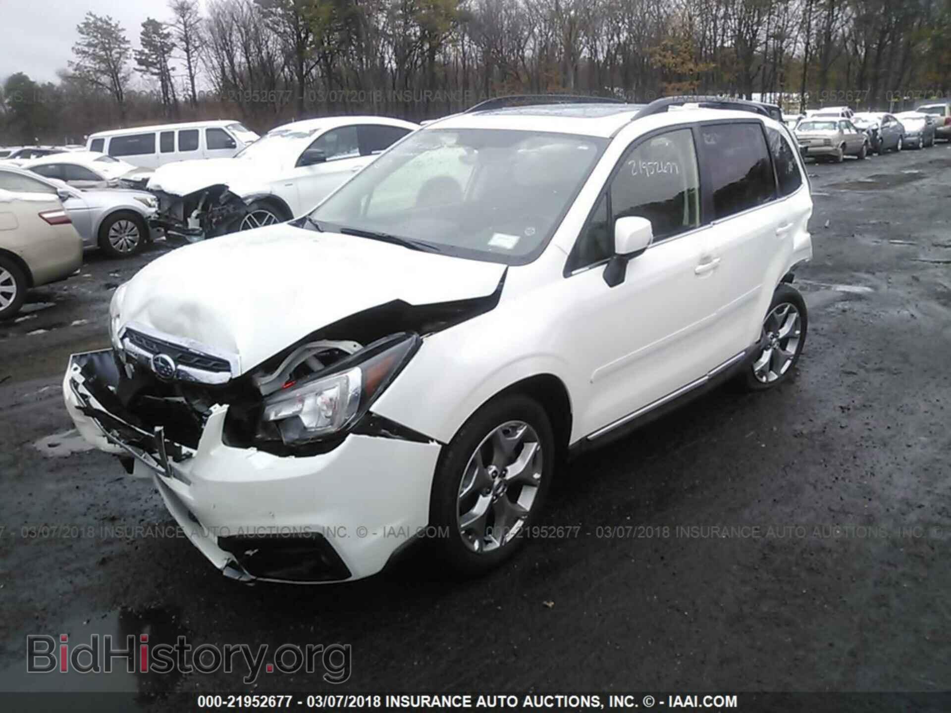 2017 Subaru Forester - VIN: JF2SJATC5HH440151 - Фото 2