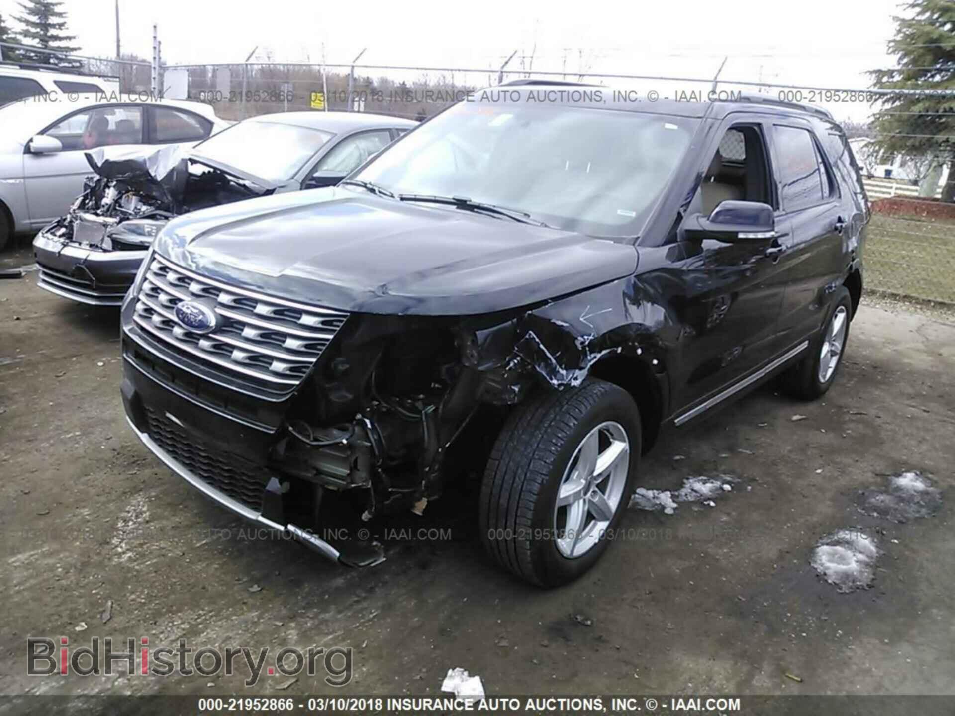 2017 Ford Explorer - VIN: 1FM5K8D86HGD18220 - Photo 2