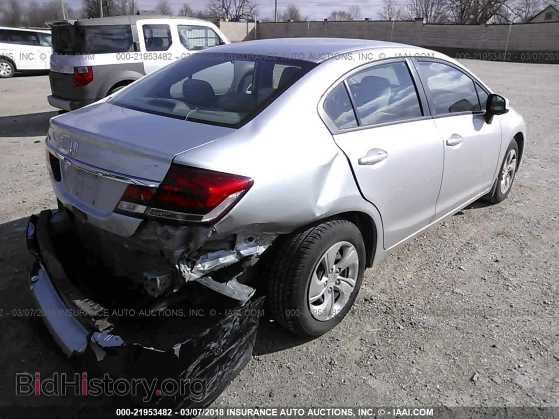 2013 Honda Civic - VIN: 2HGFB2F53DH582357 - Фото 4