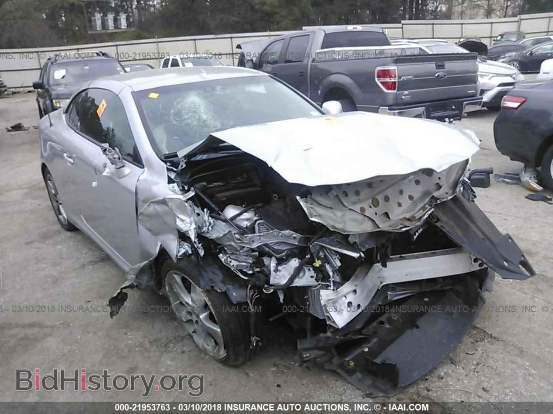 Photo JTHFE2C29B2506887 - Lexus Is 2011