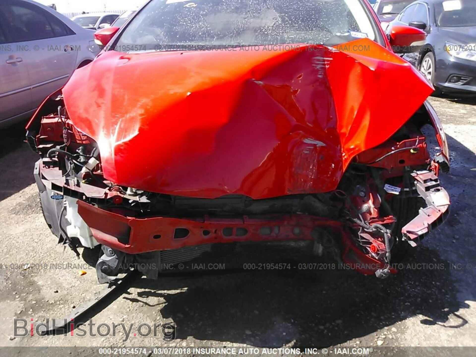 2012 Ford Focus - VIN: 1FAHP3M29CL358461 - Photo 6