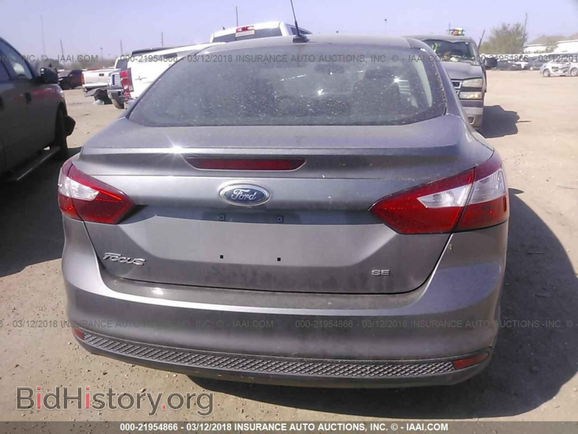 2012 Ford Focus - VIN: 1FAHP3F25CL250108 - Photo 6