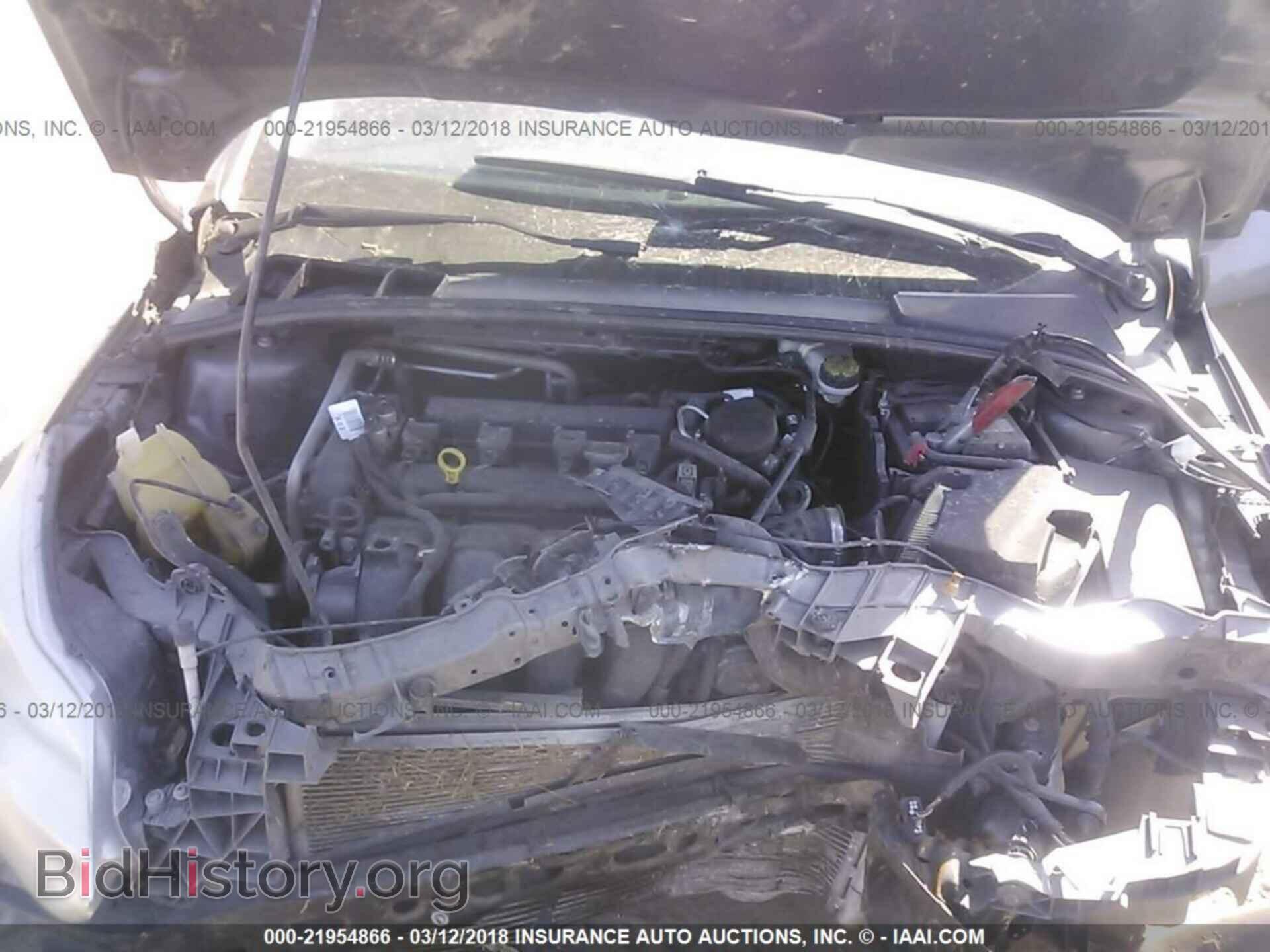 2012 Ford Focus - VIN: 1FAHP3F25CL250108 - Photo 10
