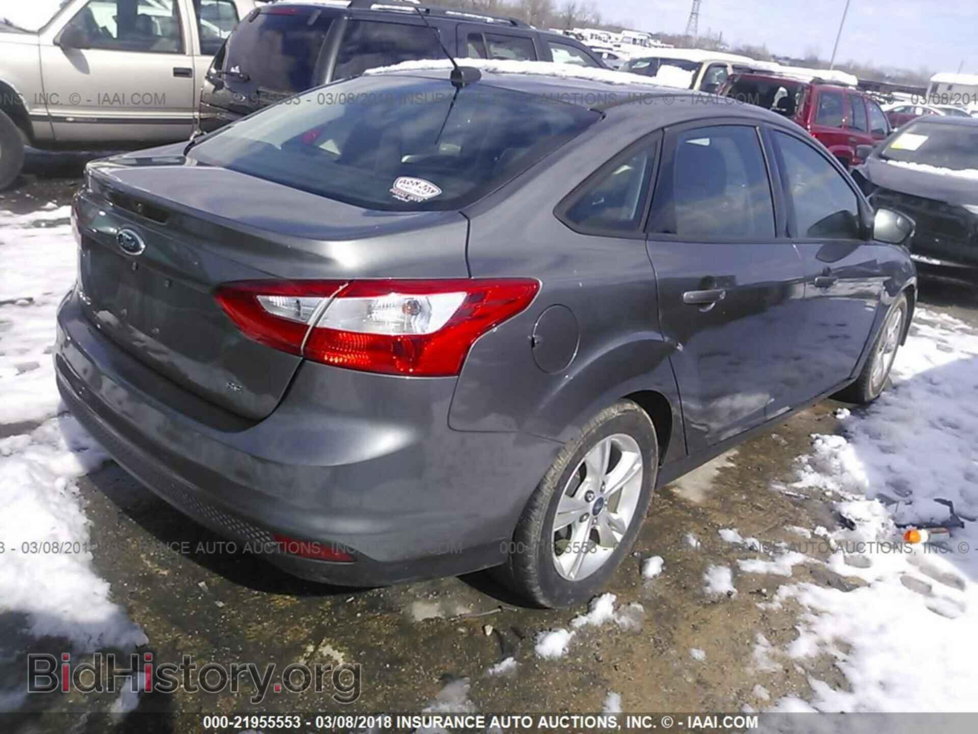 2014 Ford Focus - VIN: 1FADP3F26EL240740 - Фото 4