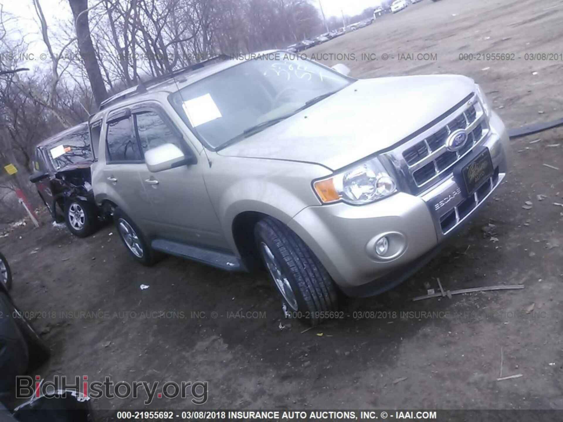 Photo 1FMCU0EG4CKB76819 - Ford Escape 2012
