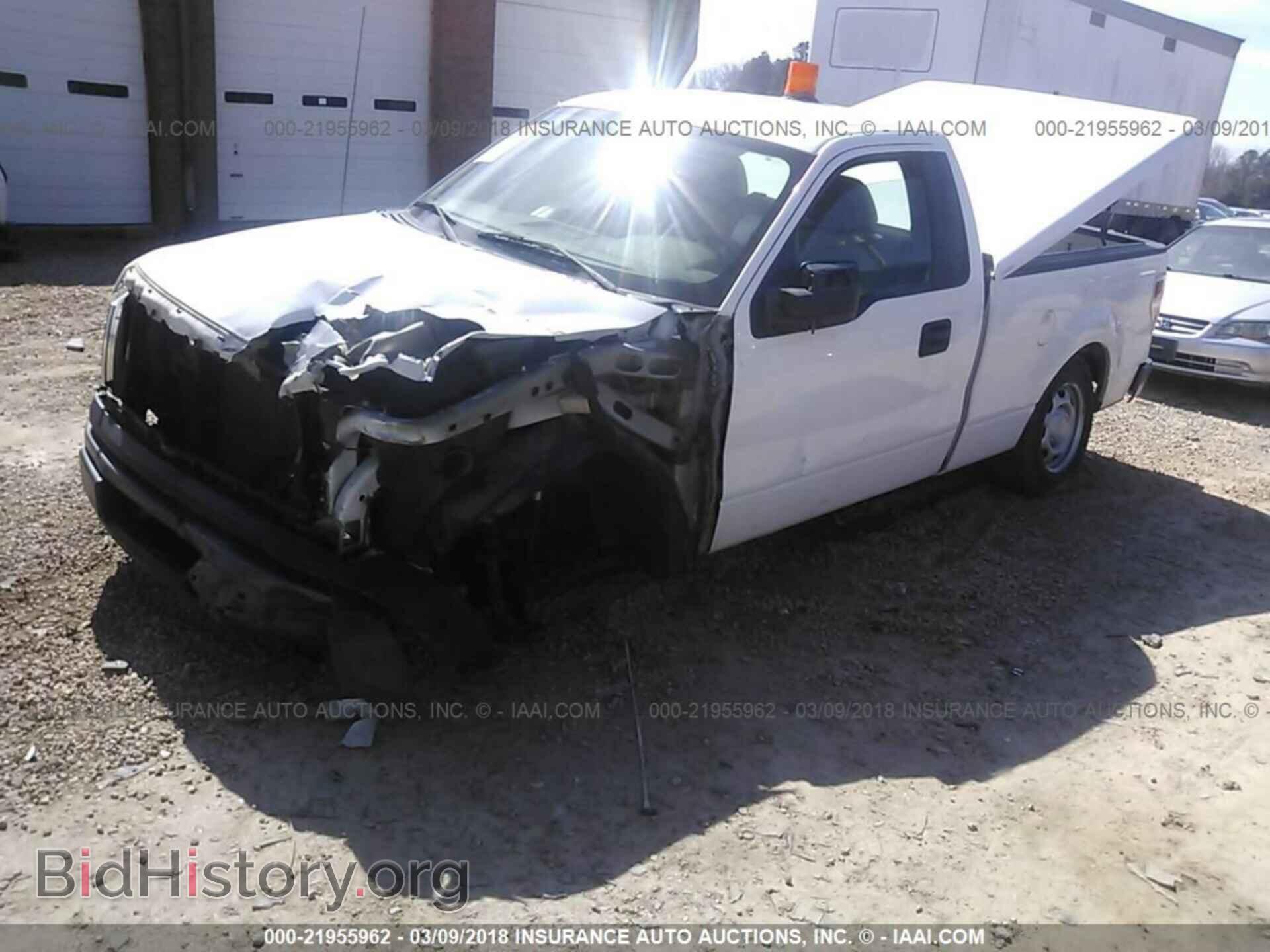 2013 Ford F150 - VIN: 1FTMF1CMXDFC05896 - Фото 2