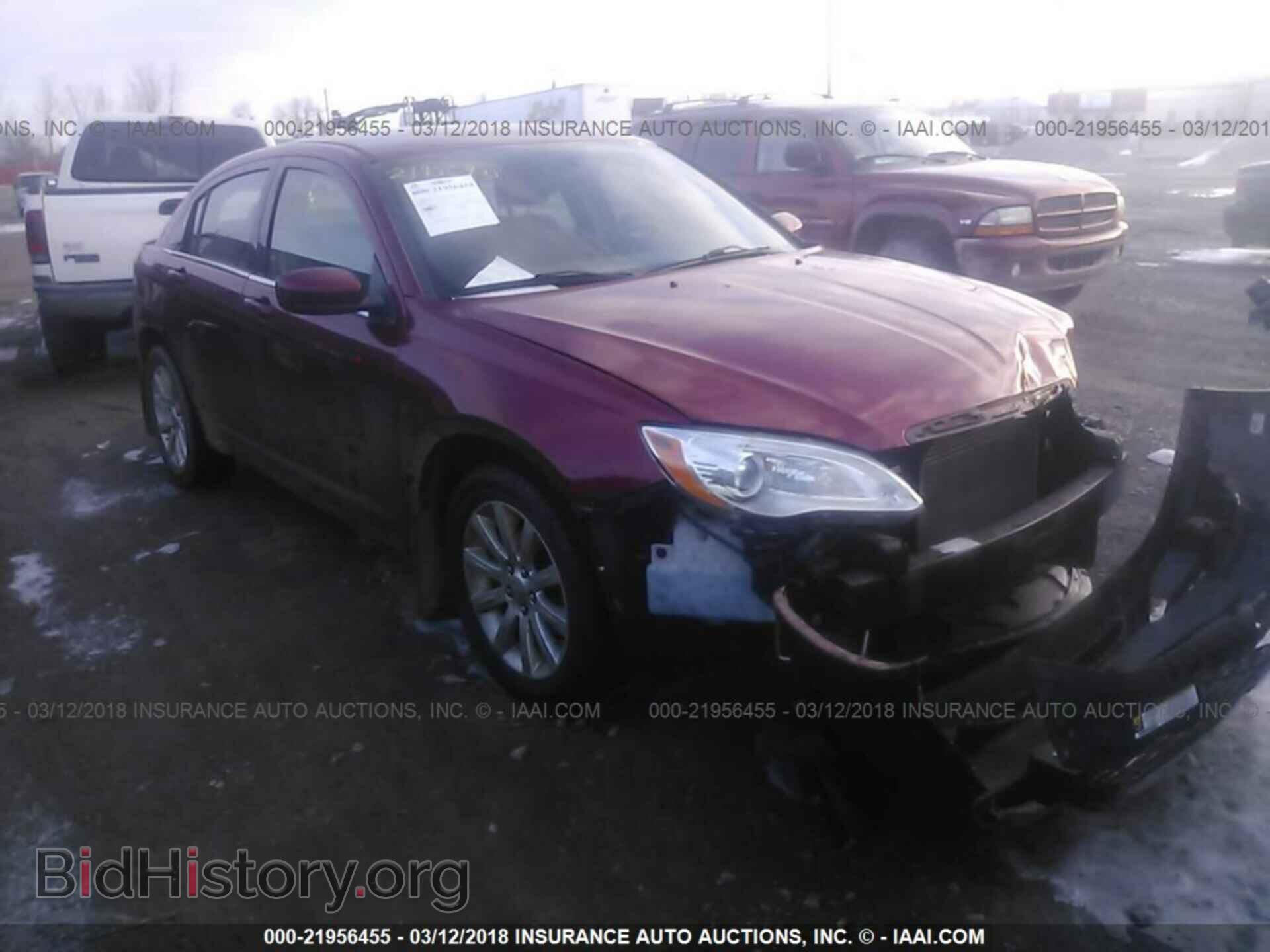 Photo 1C3CCBBB4DN538809 - Chrysler 200 2013