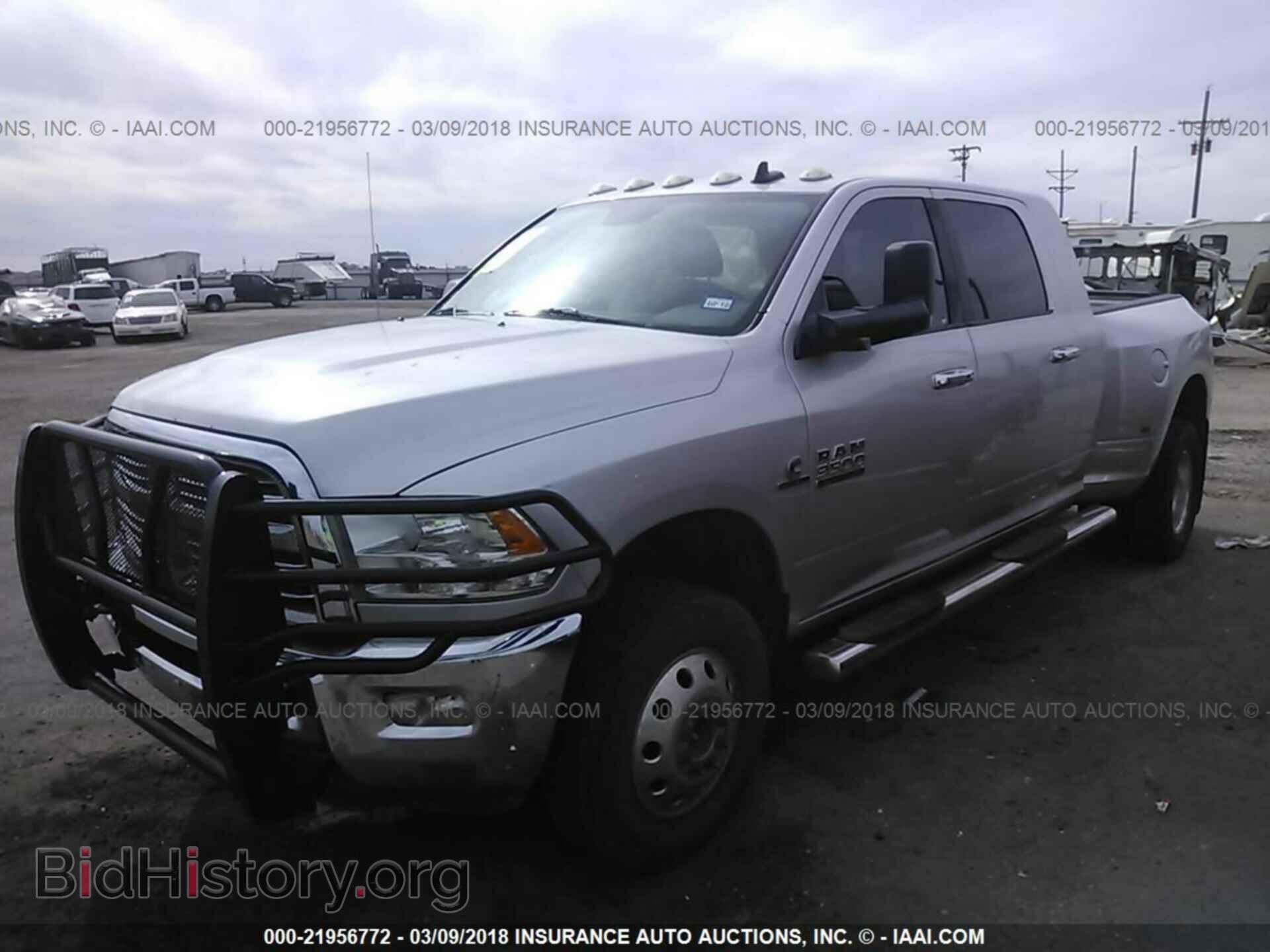 2014 Ram 3500 - VIN: 3C63RRLL0EG113163 - Фото 2