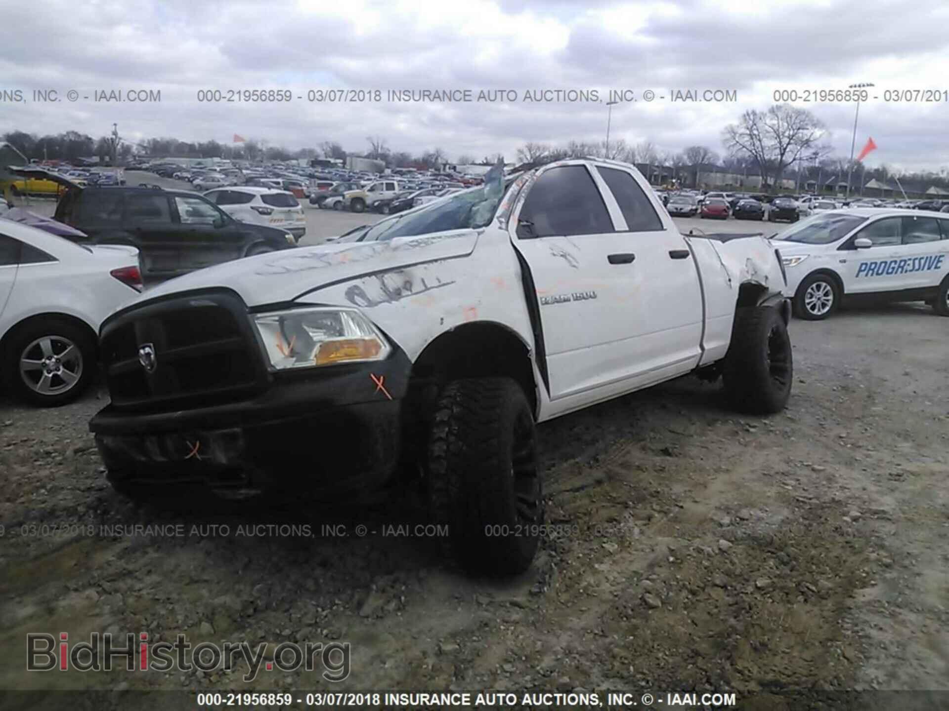 2012 Dodge Ram 1500 - VIN: 1C6RD7FP5CS211591 - Фото 2
