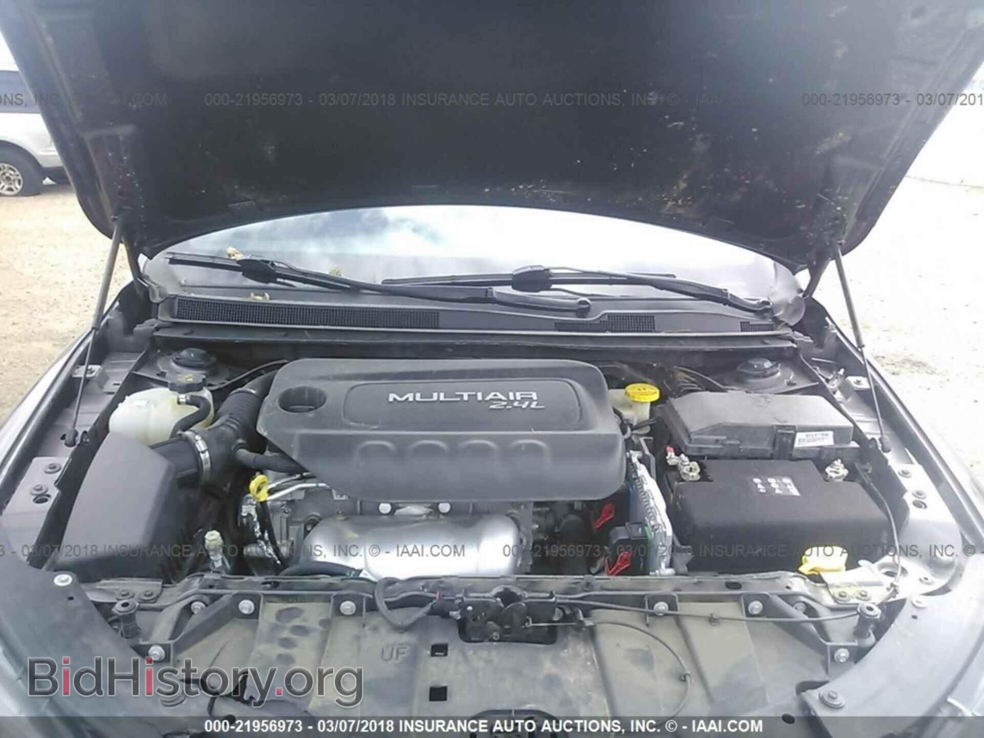 2015 Chrysler 200 - VIN: 1C3CCCBB1FN525928 - Photo 10