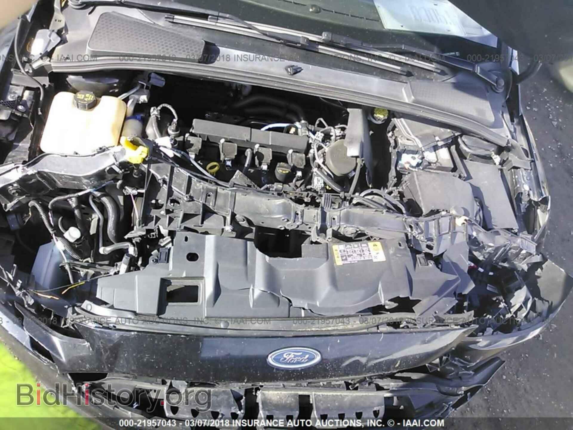 2015 Ford Focus - VIN: 1FADP3J23FL360648 - Photo 10