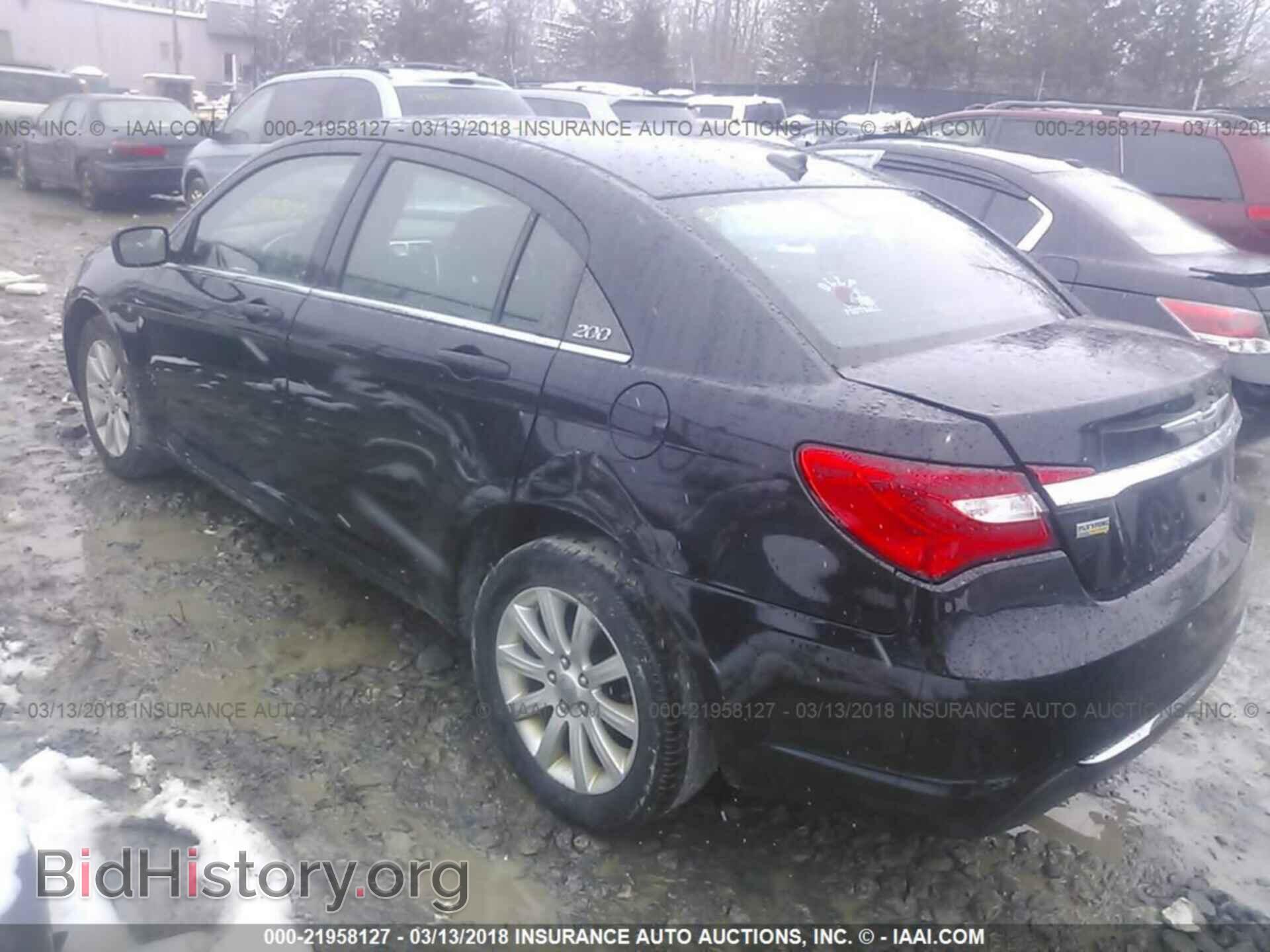 2013 Chrysler 200 - VIN: 1C3CCBBG6DN532263 - Фото 3
