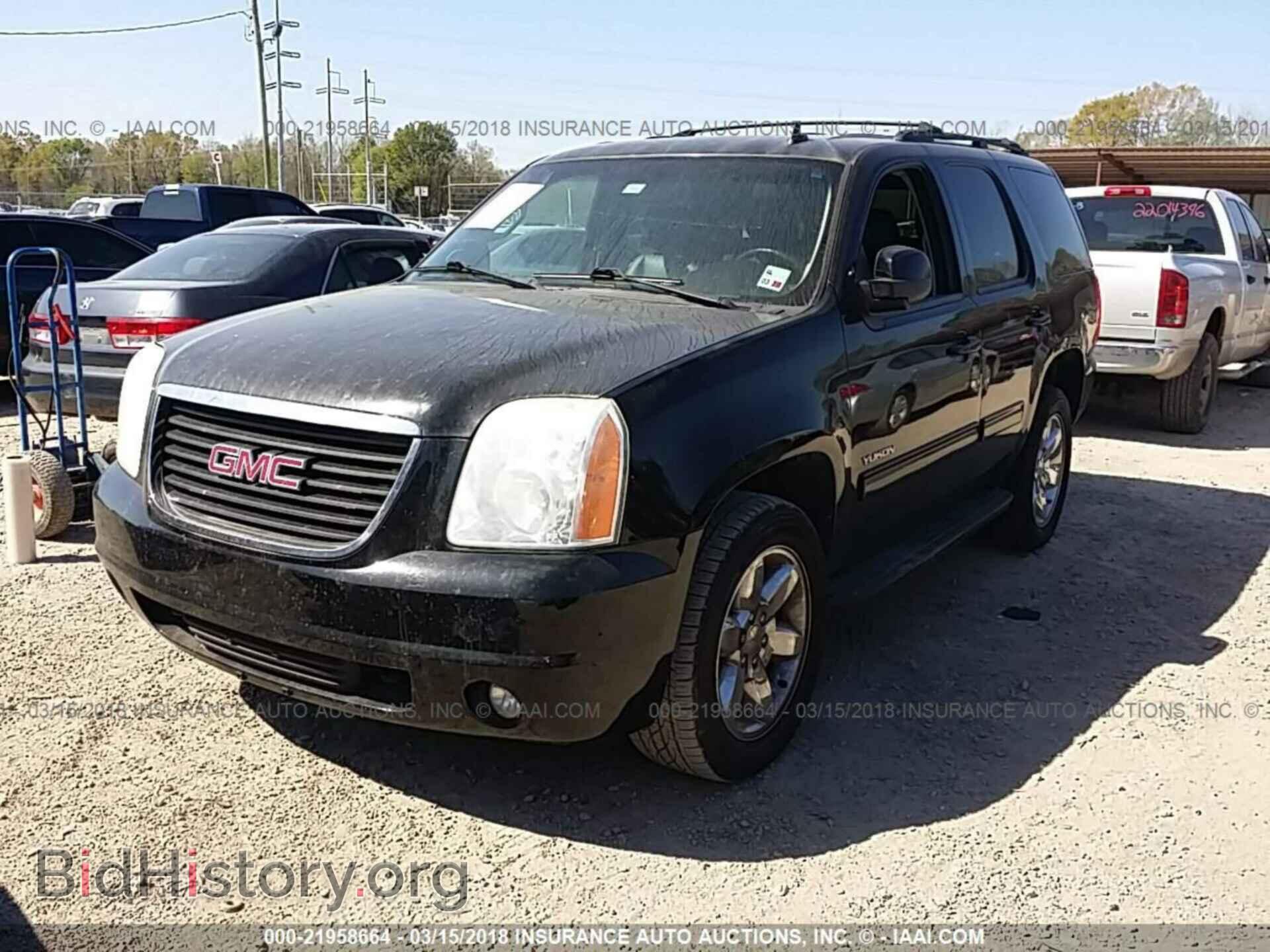 2012 Gmc Yukon - VIN: 1GKS1AE06CR127618 - Фото 2