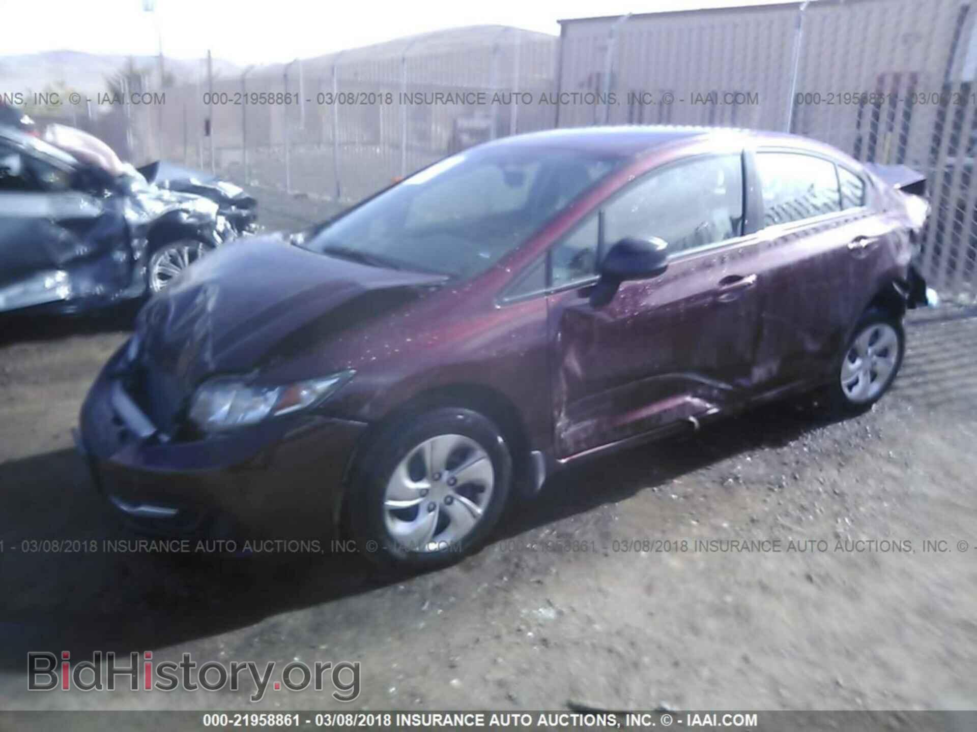 2013 Honda Civic - VIN: 19XFB2F57DE252795 - Фото 2