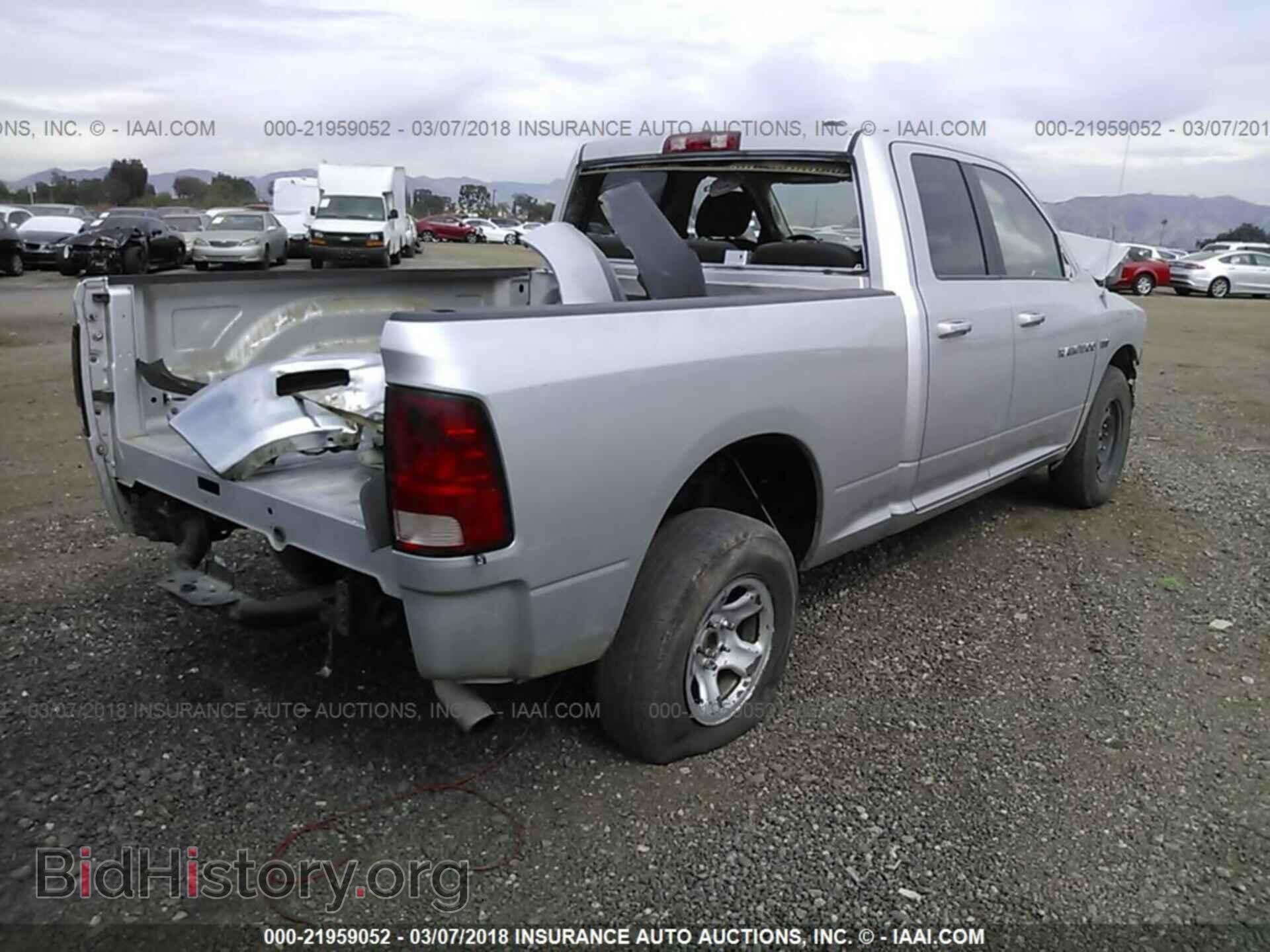 2011 Dodge Ram 1500 - VIN: 1D7RV1GT5BS561306 - Фото 4