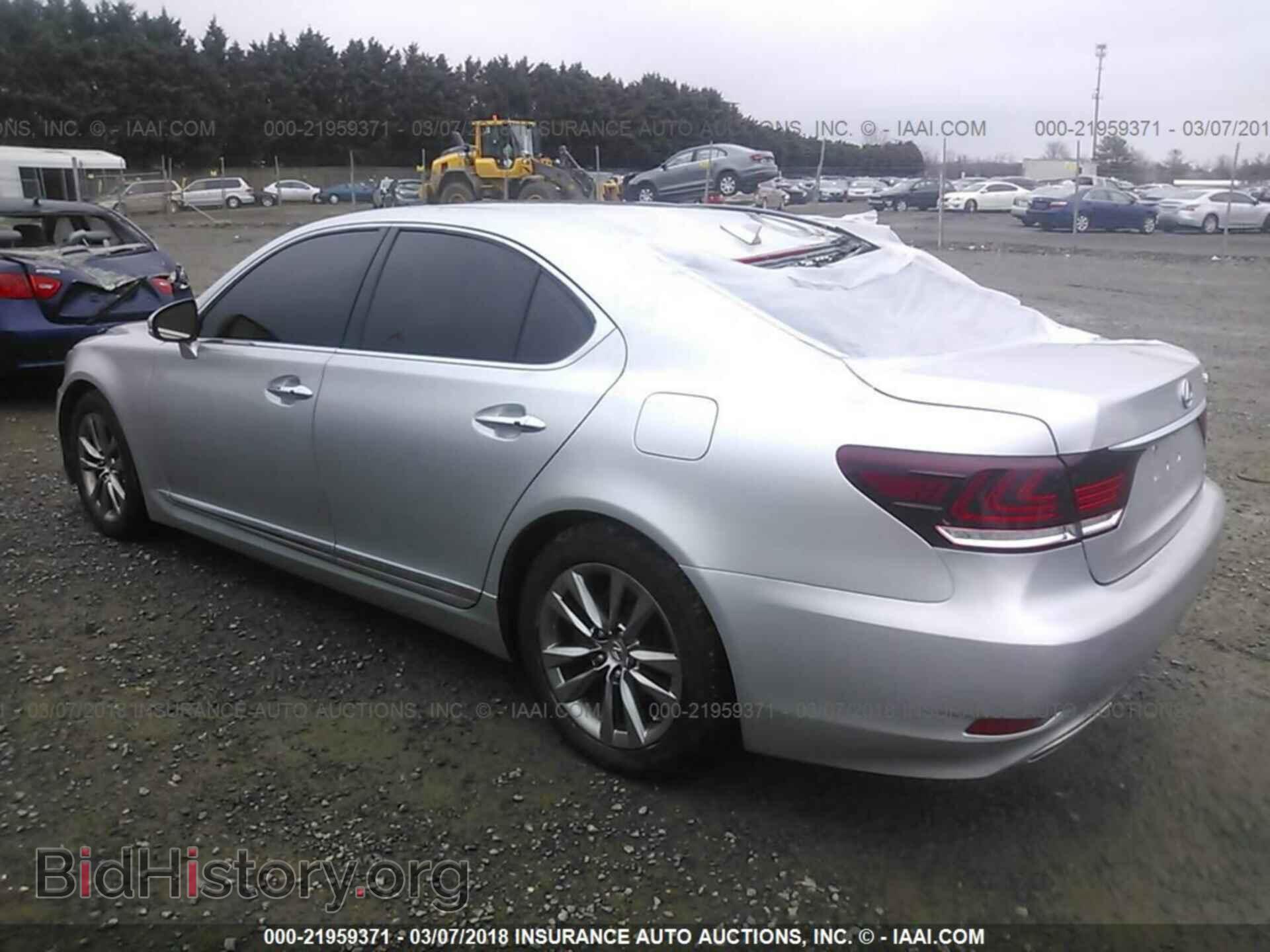 2013 Lexus Ls - VIN: JTHCL5EF6D5018458 - Photo 3