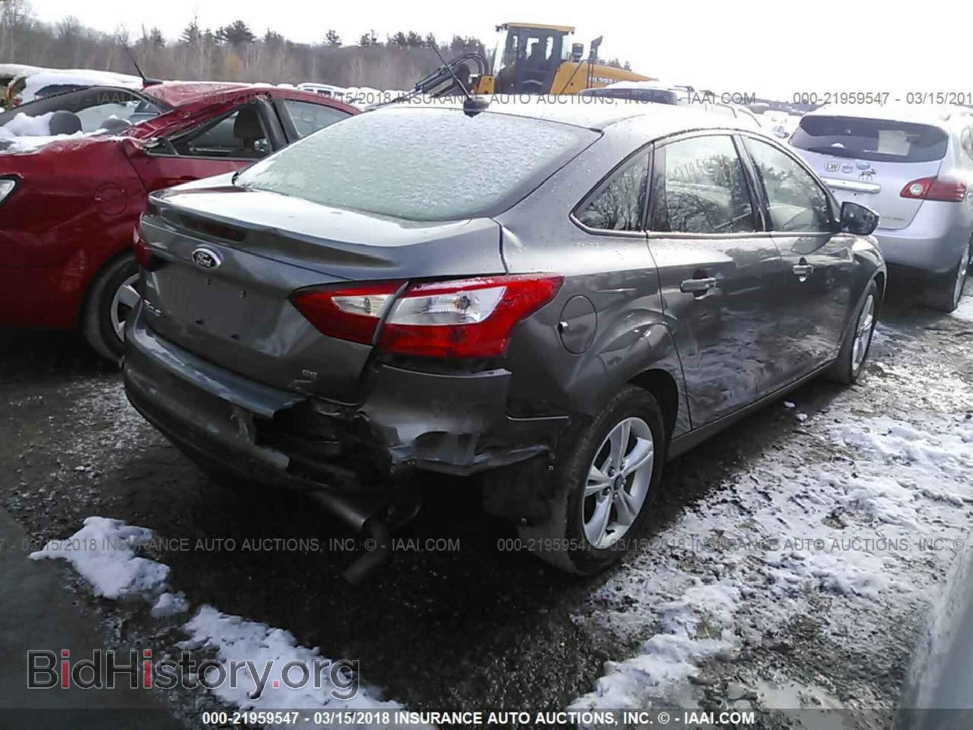 2013 Ford Focus - VIN: 1FADP3F24DL257809 - Photo 4