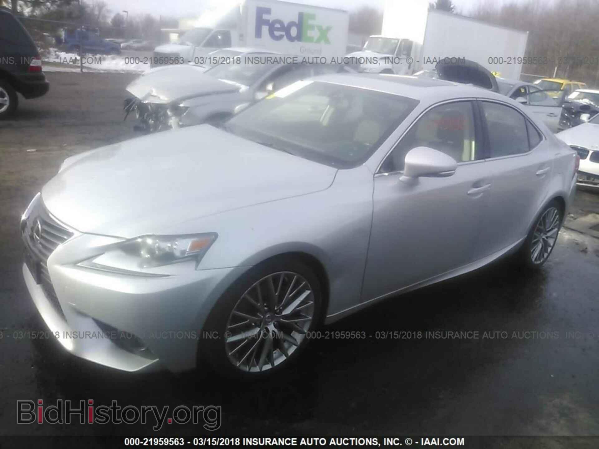 2014 Lexus Is - VIN: JTHCF1D20E5015278 - Photo 2