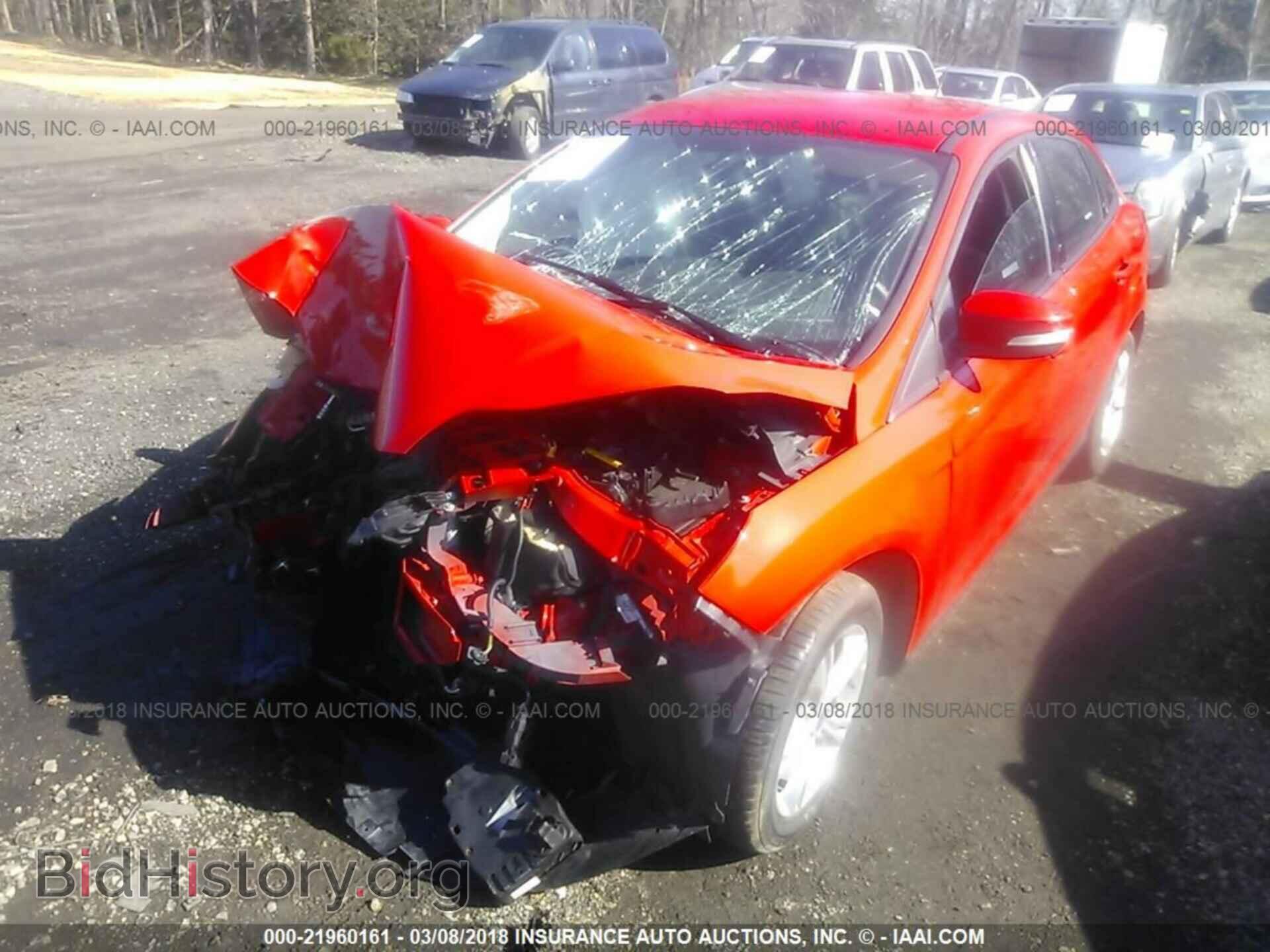 2013 Ford Focus - VIN: 1FADP3F22DL359030 - Photo 2