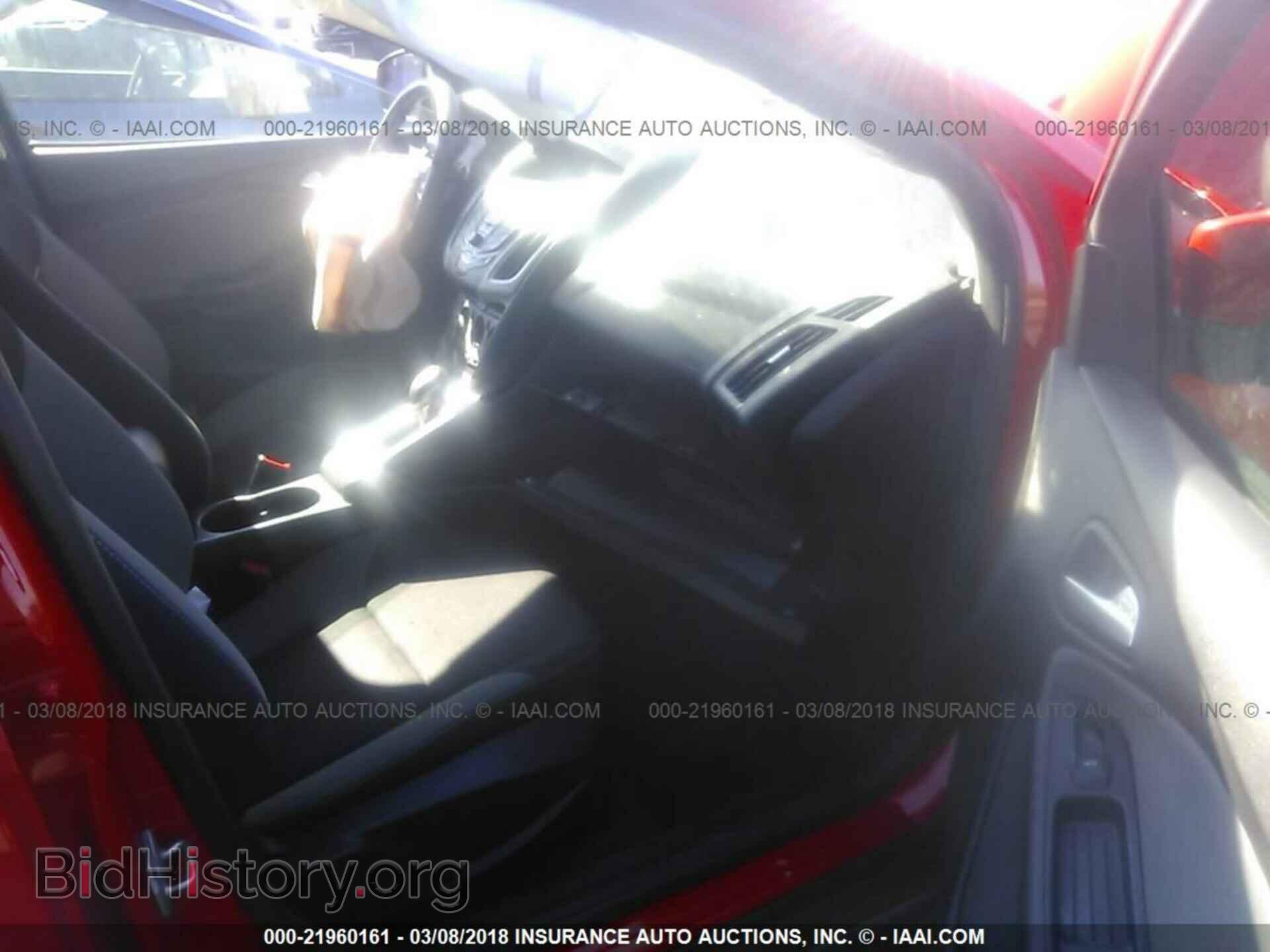 2013 Ford Focus - VIN: 1FADP3F22DL359030 - Photo 5