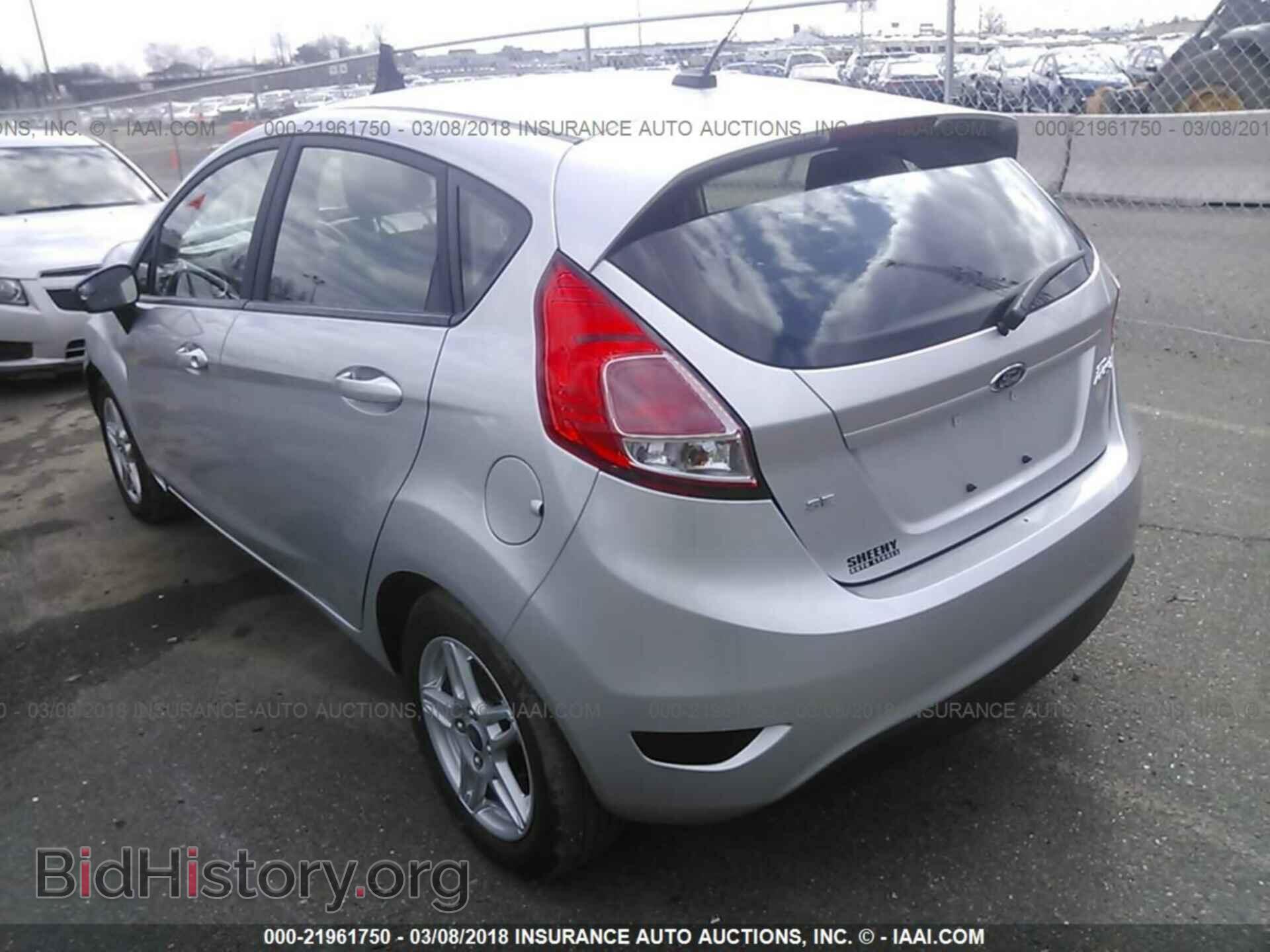2017 Ford Fiesta - VIN: 3FADP4EJ9HM121663 - Фото 3