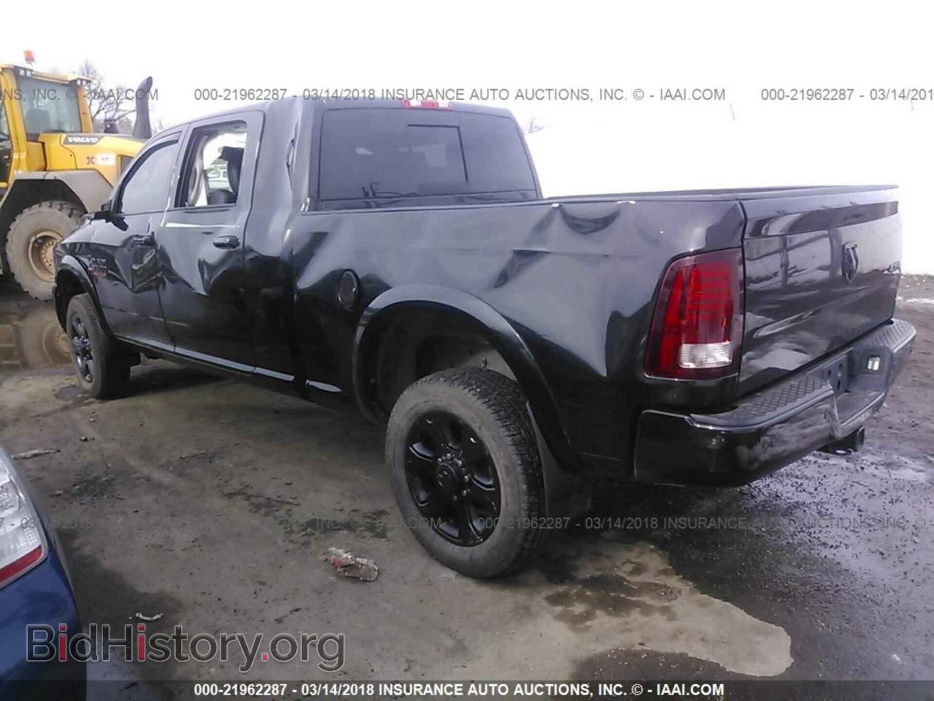 2016 Ram 3500 - VIN: 3C63R3ML0GG170607 - Photo 3