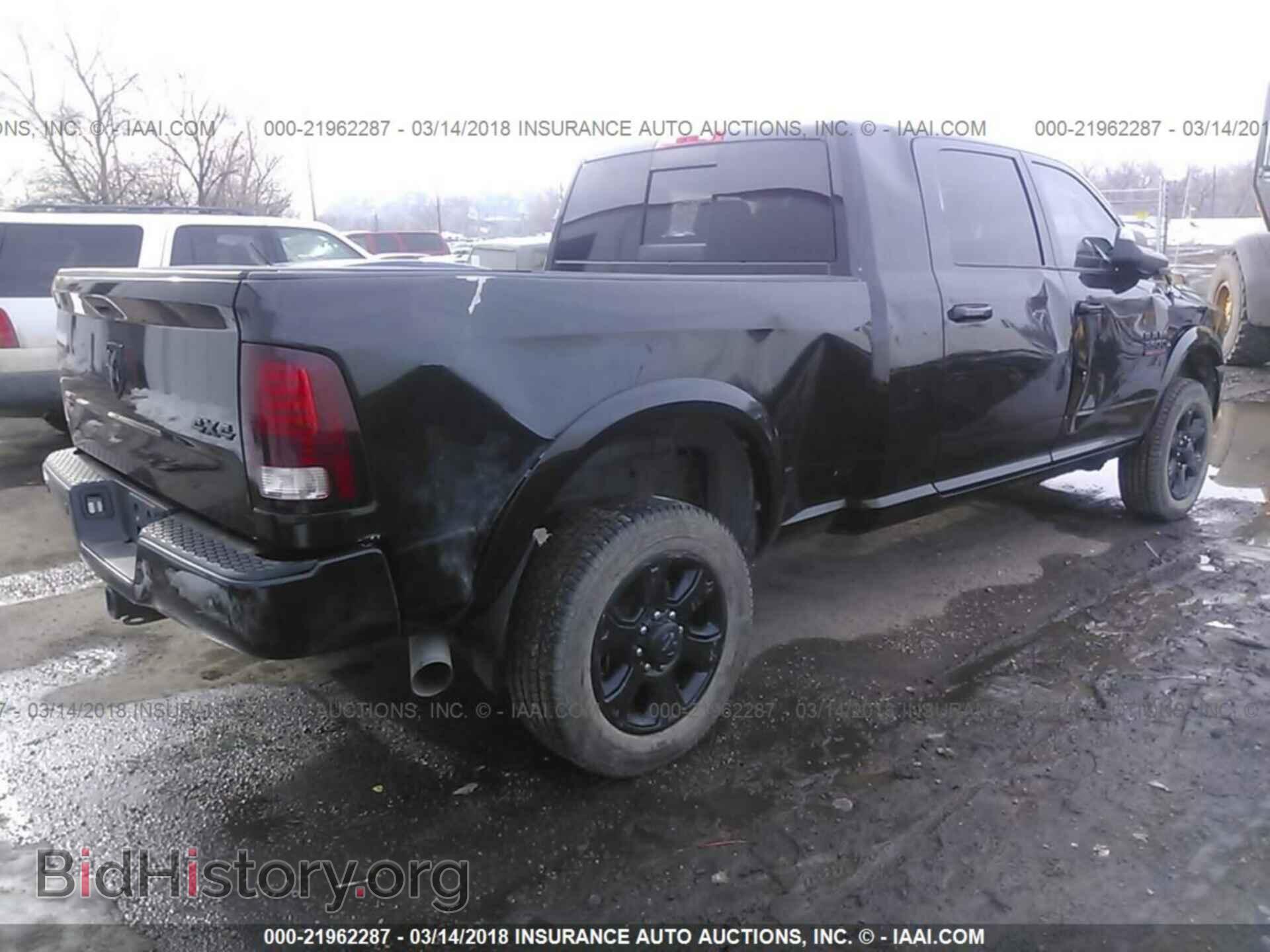 2016 Ram 3500 - VIN: 3C63R3ML0GG170607 - Photo 4