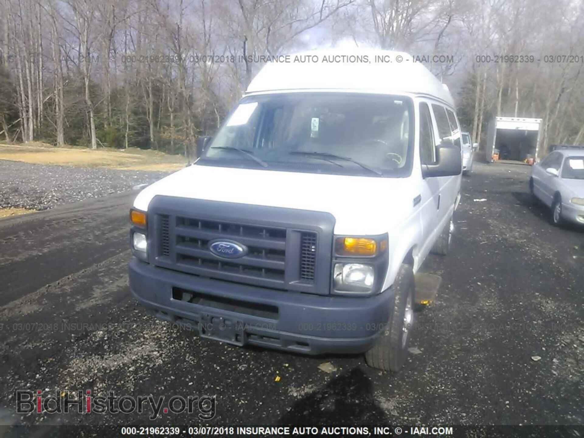 2013 Ford Econoline - VIN: 1FTNS2EW2DDB09261 - Фото 2