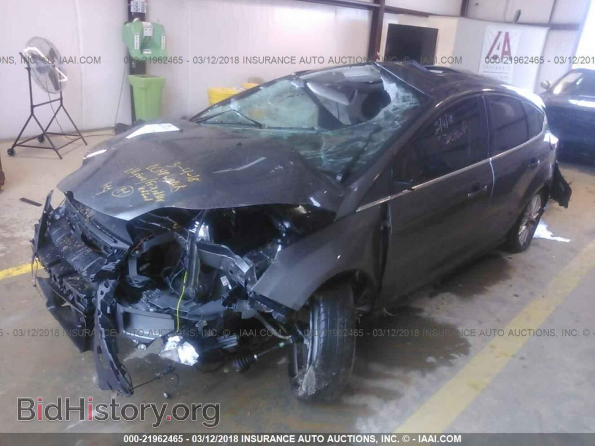 2014 Ford Focus - VIN: 1FADP3N29EL402992 - Фото 2