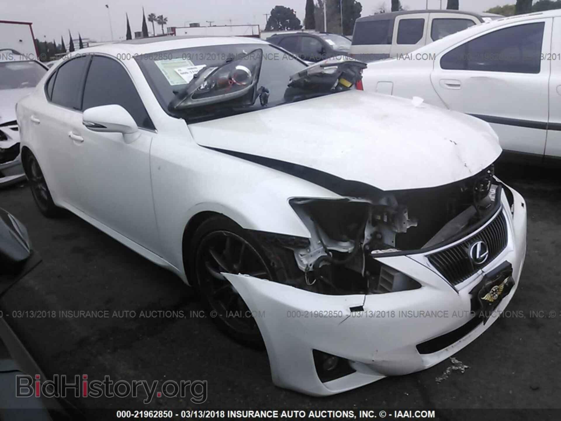 Photo JTHCF5C25B5044747 - Lexus Is 2011