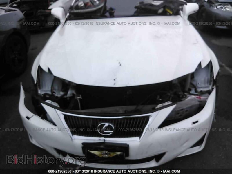 2011 Lexus IS (VIN JTHCF5C25B5044747) — photo 6 of 10