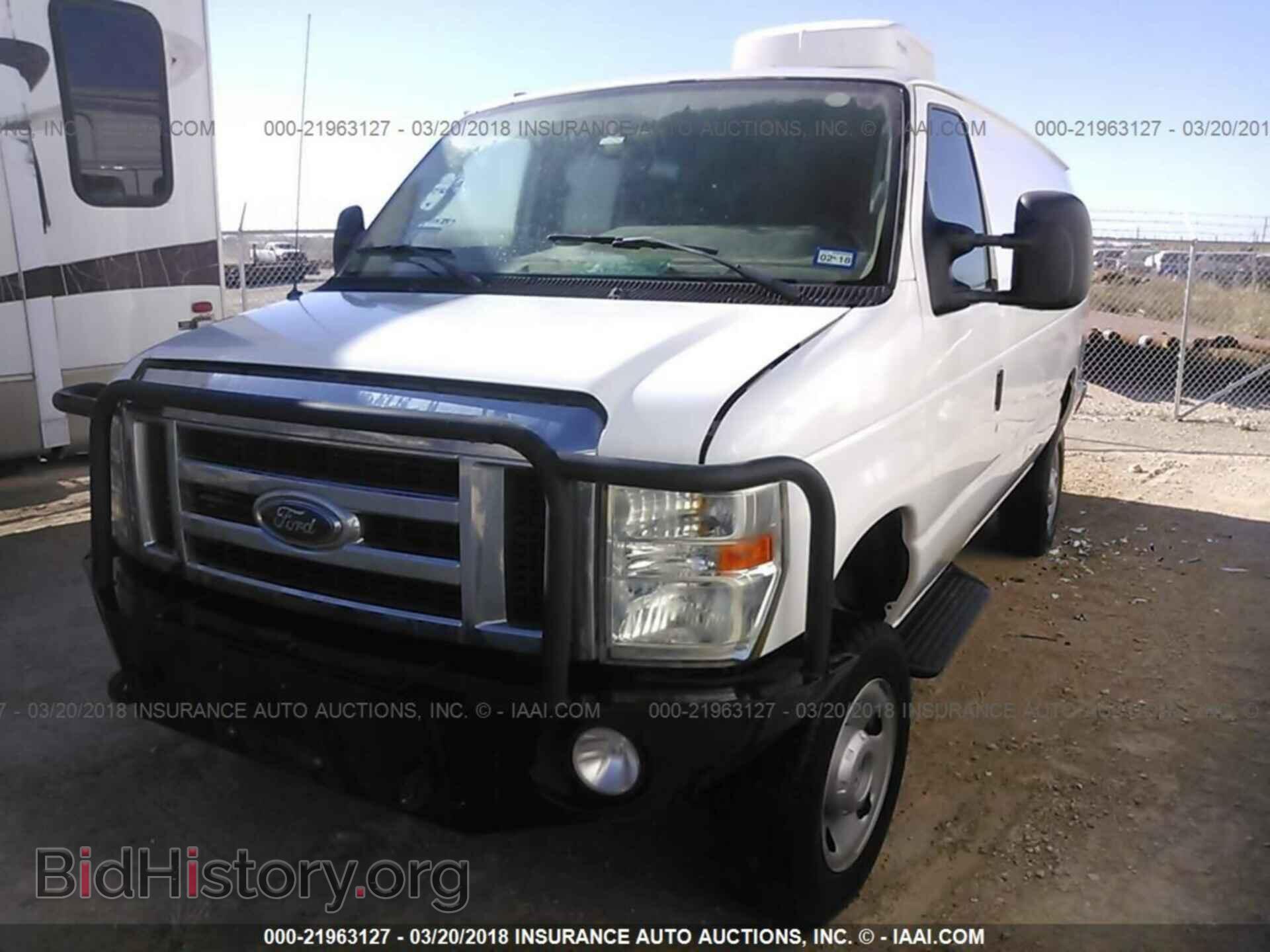 2011 Ford Econoline - VIN: 1FTSS3ES9BDA37722 - Photo 2