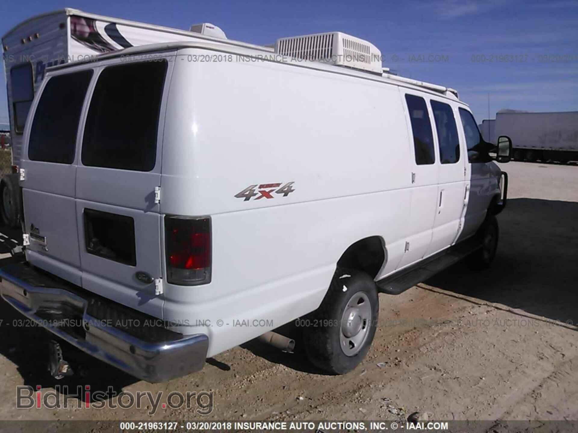 2011 Ford Econoline - VIN: 1FTSS3ES9BDA37722 - Photo 4
